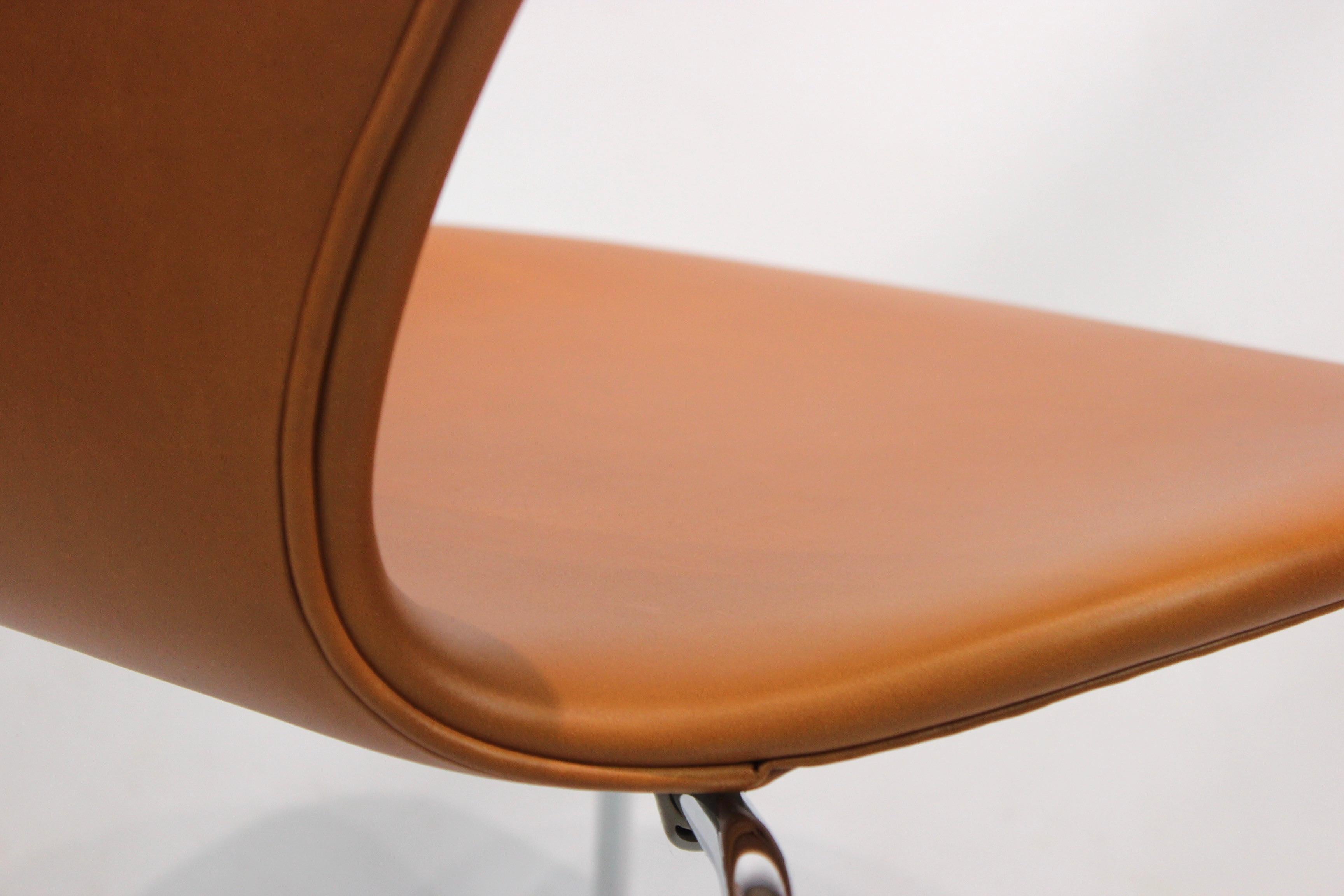 Set of 4 Seven Chairs, Model 3107, by Arne Jacobsen and Fritz Hansen 1