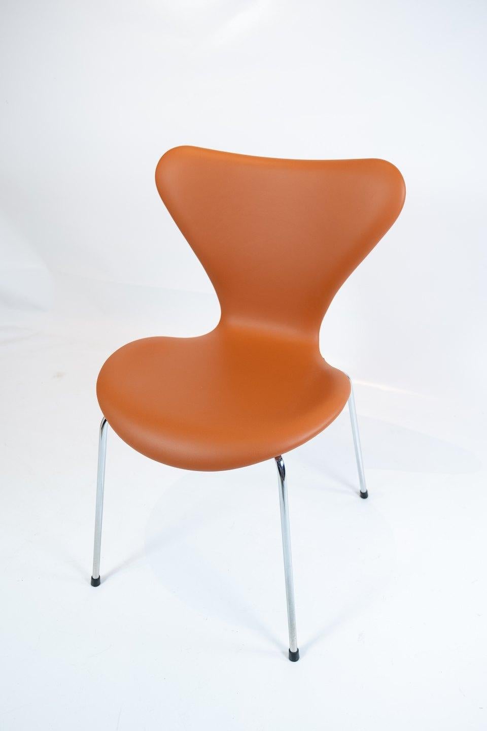 Danish Set of 6 Seven Chairs, Model 3107, Designed by Arne Jacobsen