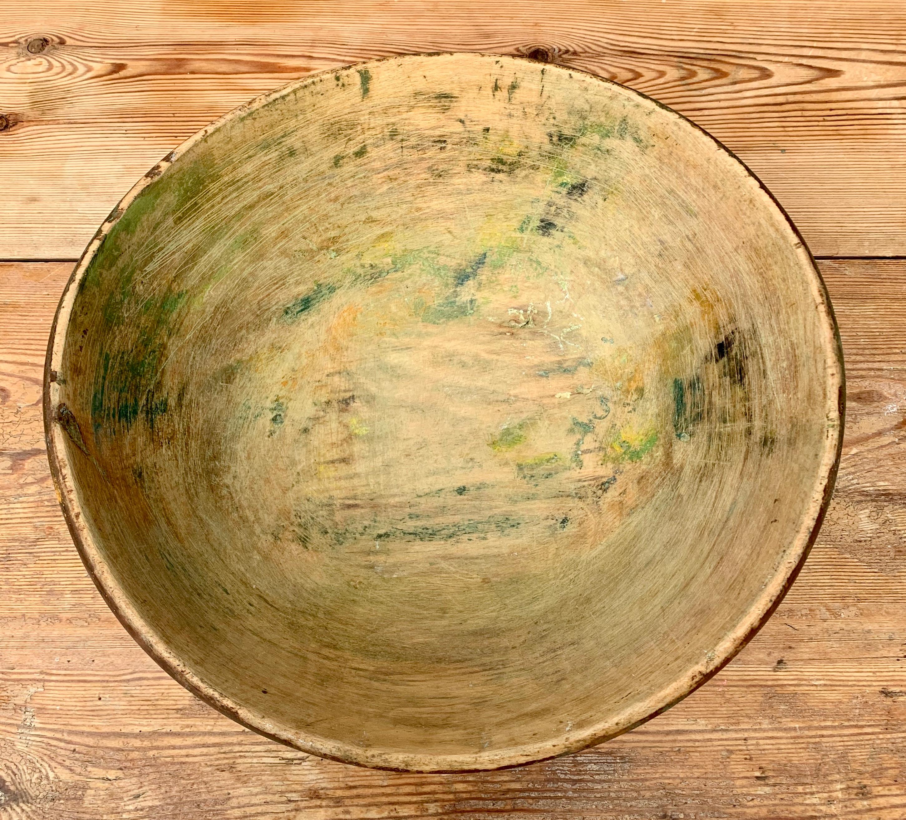 Set of 4 Swedish 19th Century Wooden Folk Art Bowls 6