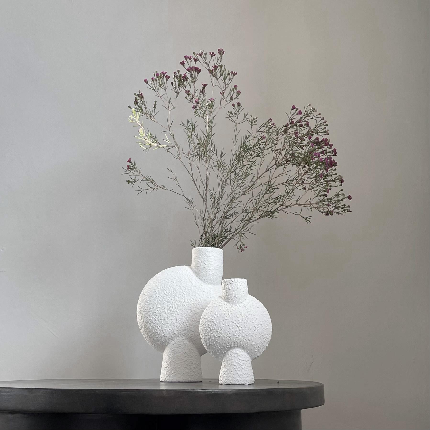 Modern Set of 4 Taupe Medio Sphere Vase Bubl by 101 Copenhagen