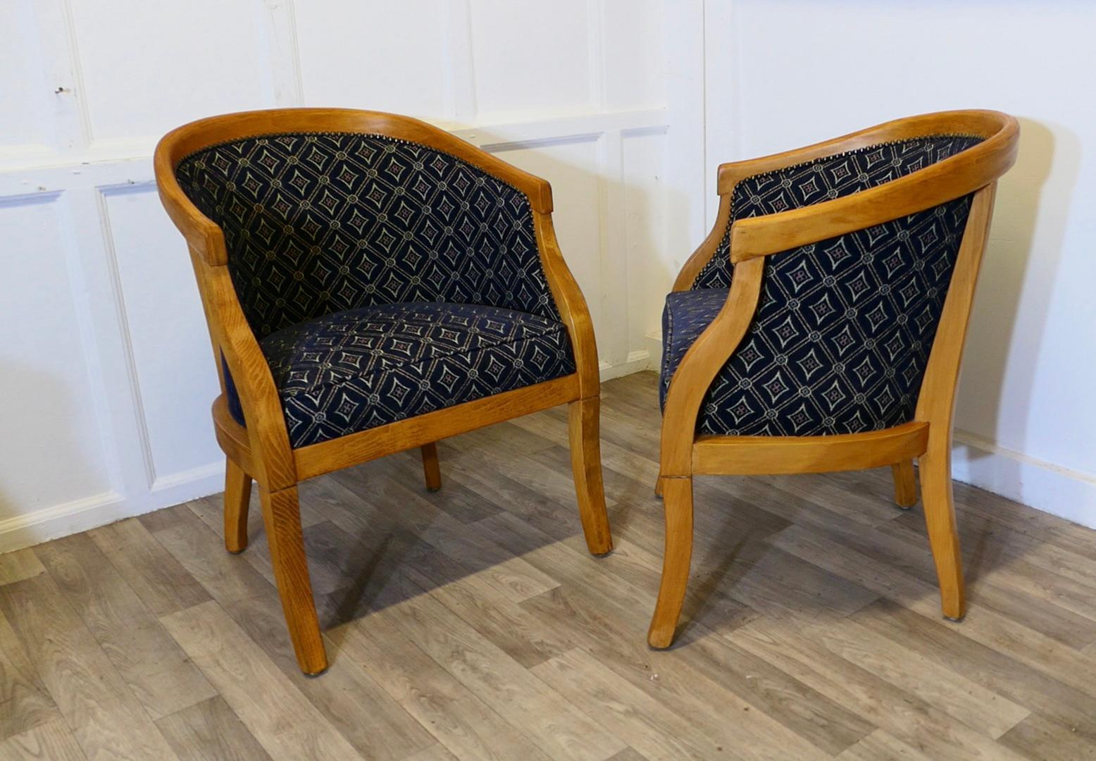 A Set of 4 Upholstered Tub Chairs For Sale 1