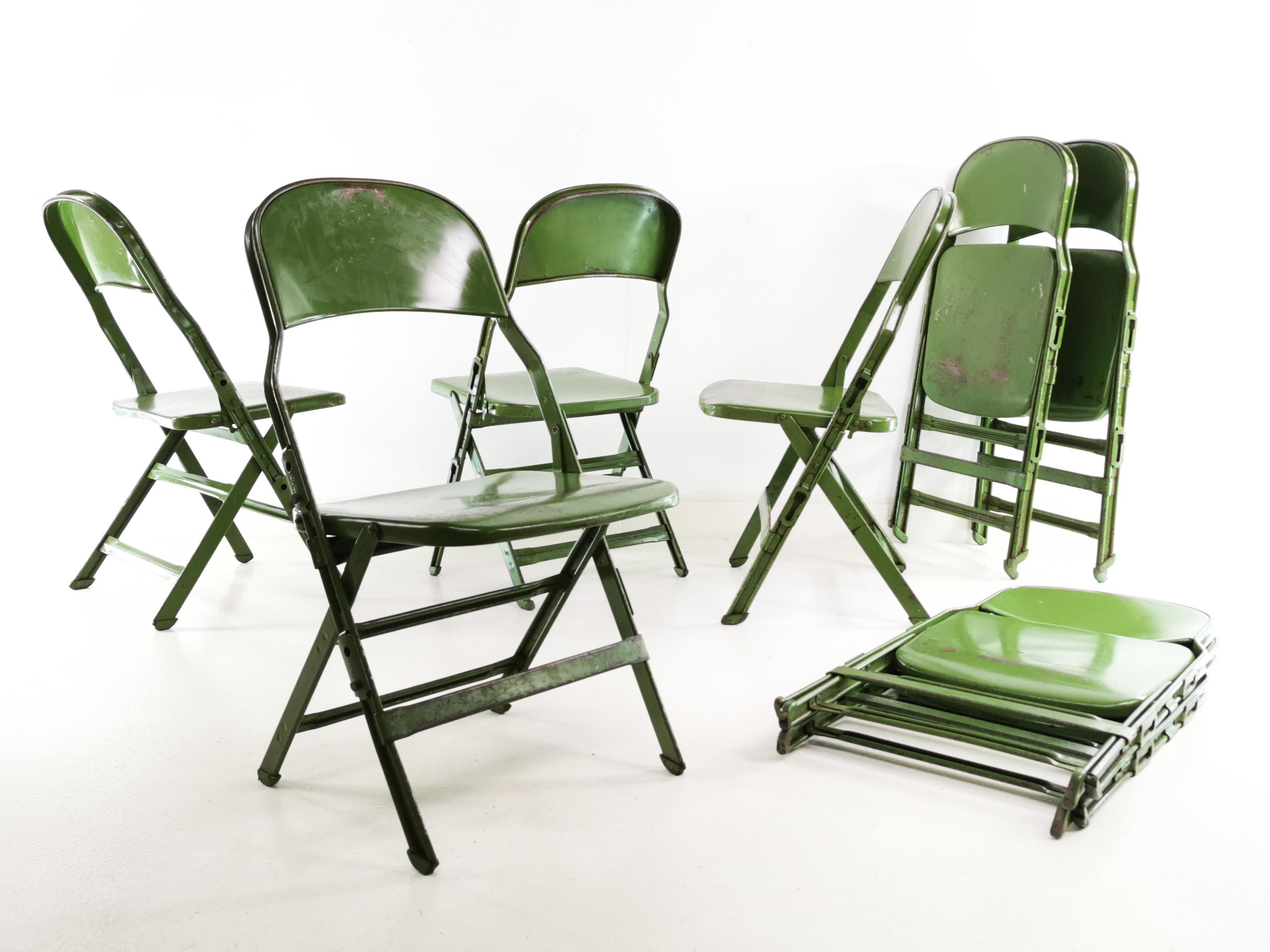 Mid-Century Modern Set of 4 Vintage Clarin Corp Military Army Folding Chairs, Midcentury