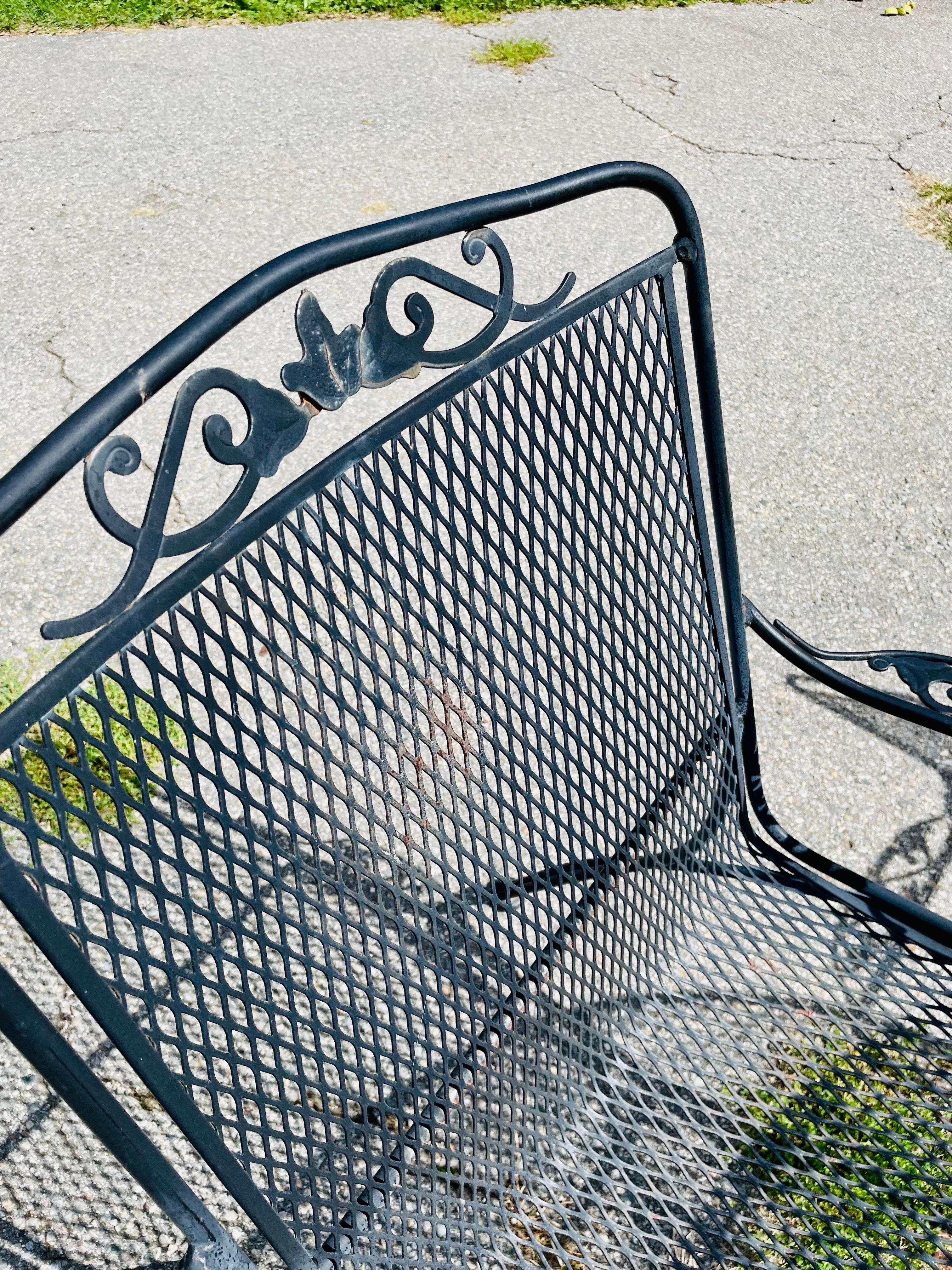 Set of 4 Vintage Wrought Iron Dining Chairs In Good Condition For Sale In Cumberland, RI