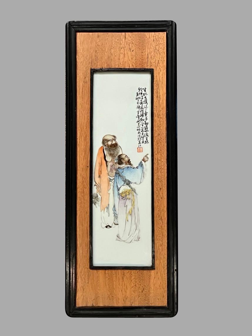A Set of 5 Framed Chinese Paintings on Porcelain of Traditionally Garbed Figures in vendita 4