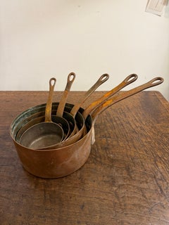 A Set of 5 English Copper Saucepans, Early 20th Century