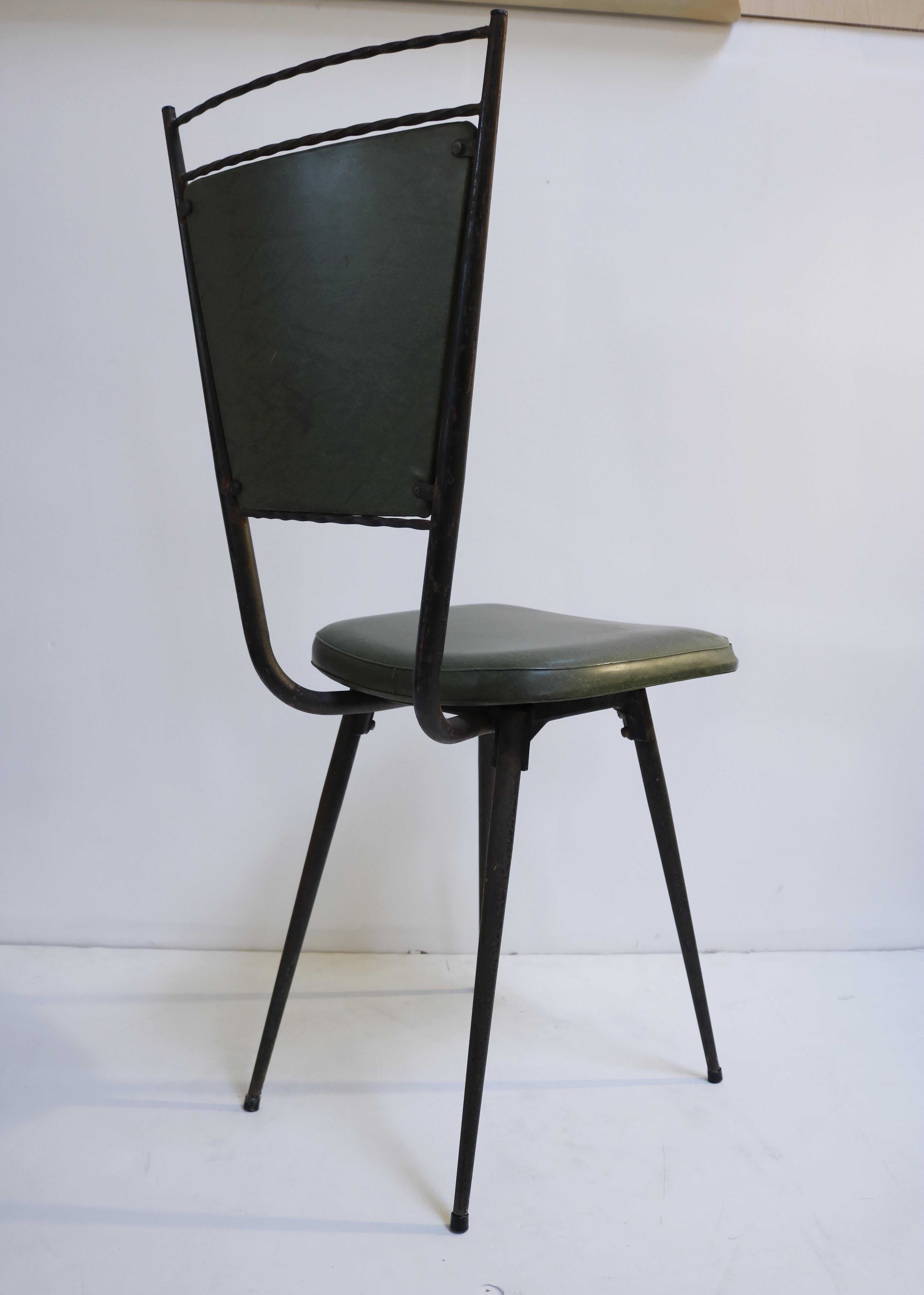 Set of 5 French 1950s Wrought Iron Chairs In Fair Condition In Pasadena, CA