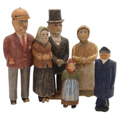 Wooden Carving Sculptures A Set Of 6 Antique Decorative Figurine of a Family