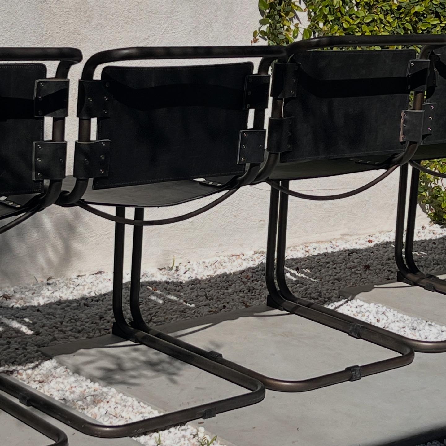 Bauhaus A set of 6 cantilever leather and metal chrome dining chairs, 20th century