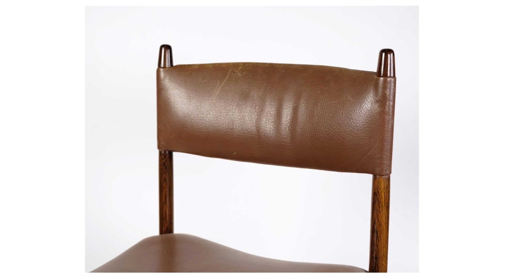 Mid-Century Modern Ensemble de 6 chaises en bois de rose massif des années 1960 en vente