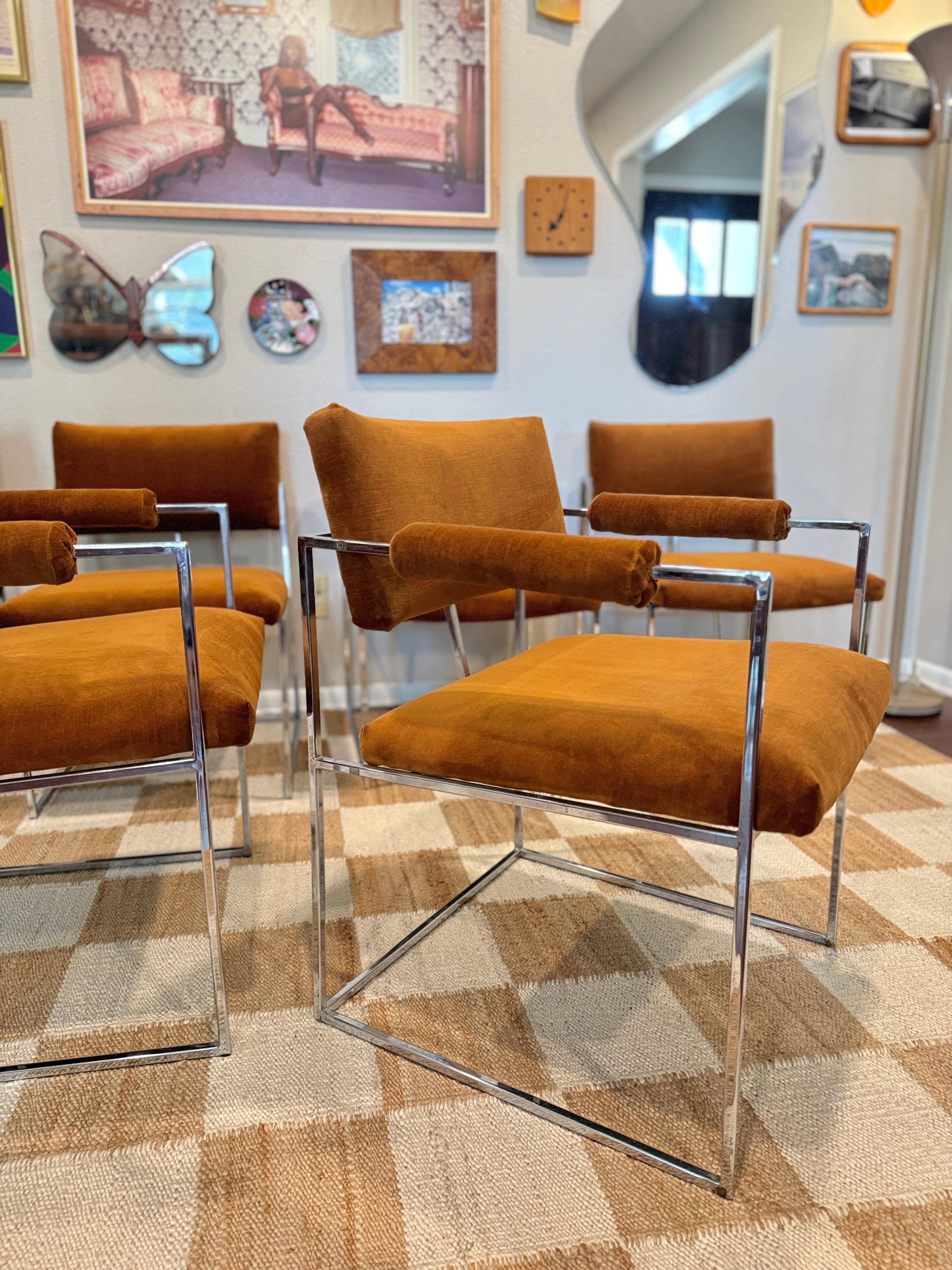 A set of 6 chrome and velvet “Thin Line” dining chairs designed by Milo Baughman In Good Condition In Houston, TX
