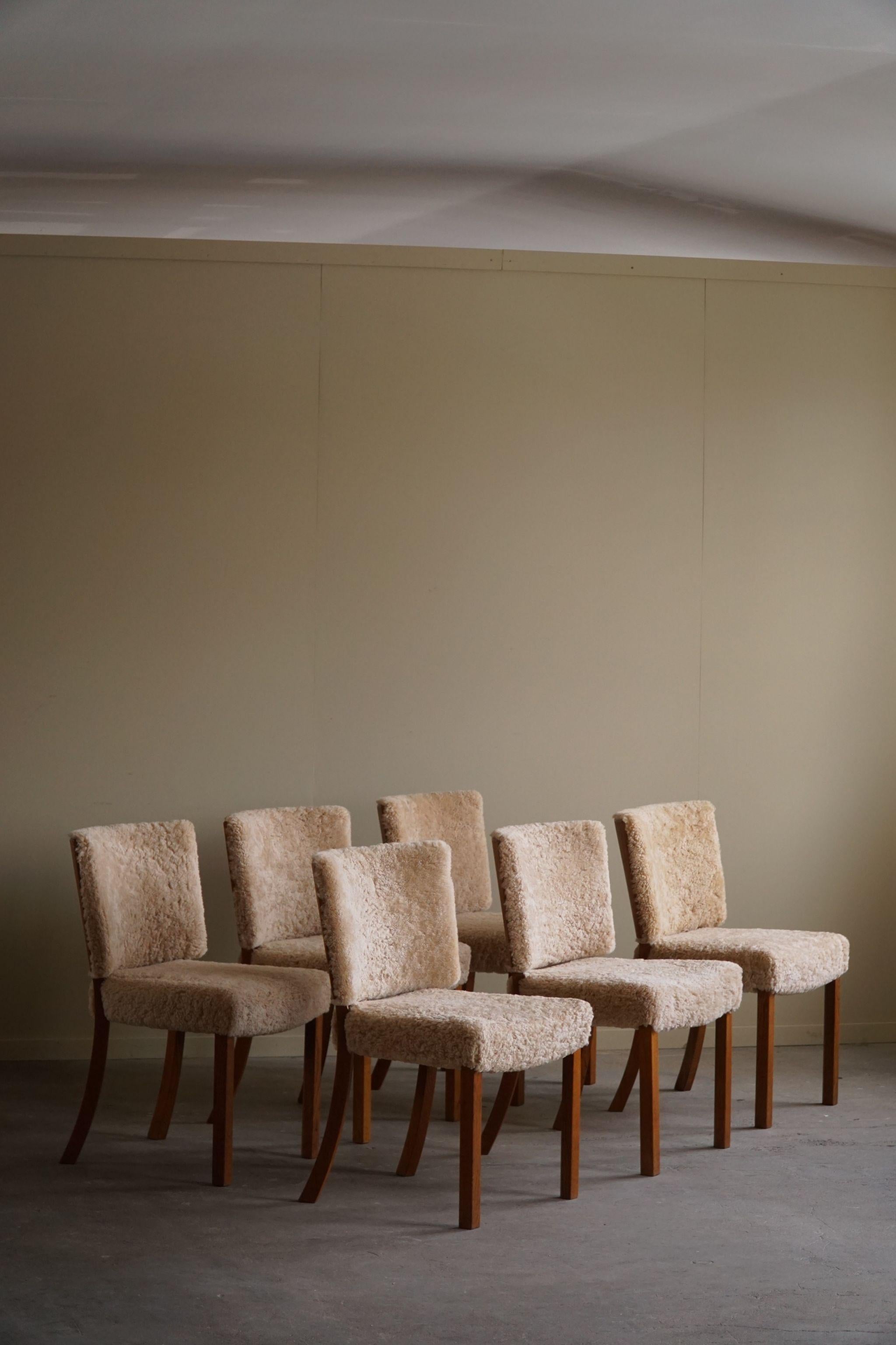 A set of 6 Dining Chairs in Oak and Lambswool, Danish Modern, Kaj Gottlob, 1950s For Sale 7