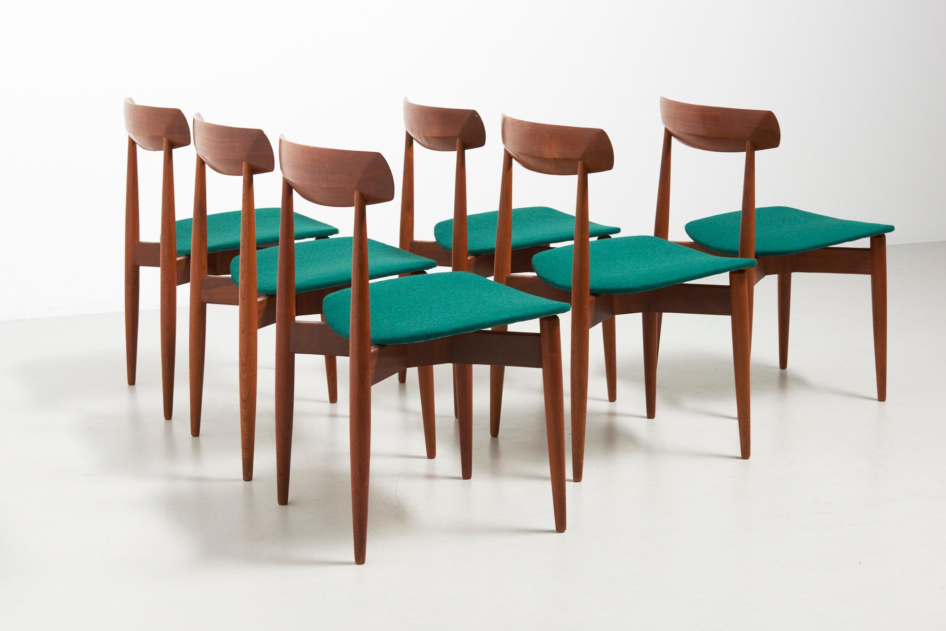 Danish Set of 6 Dinning Chairs by H. W. Klein for Bramin
