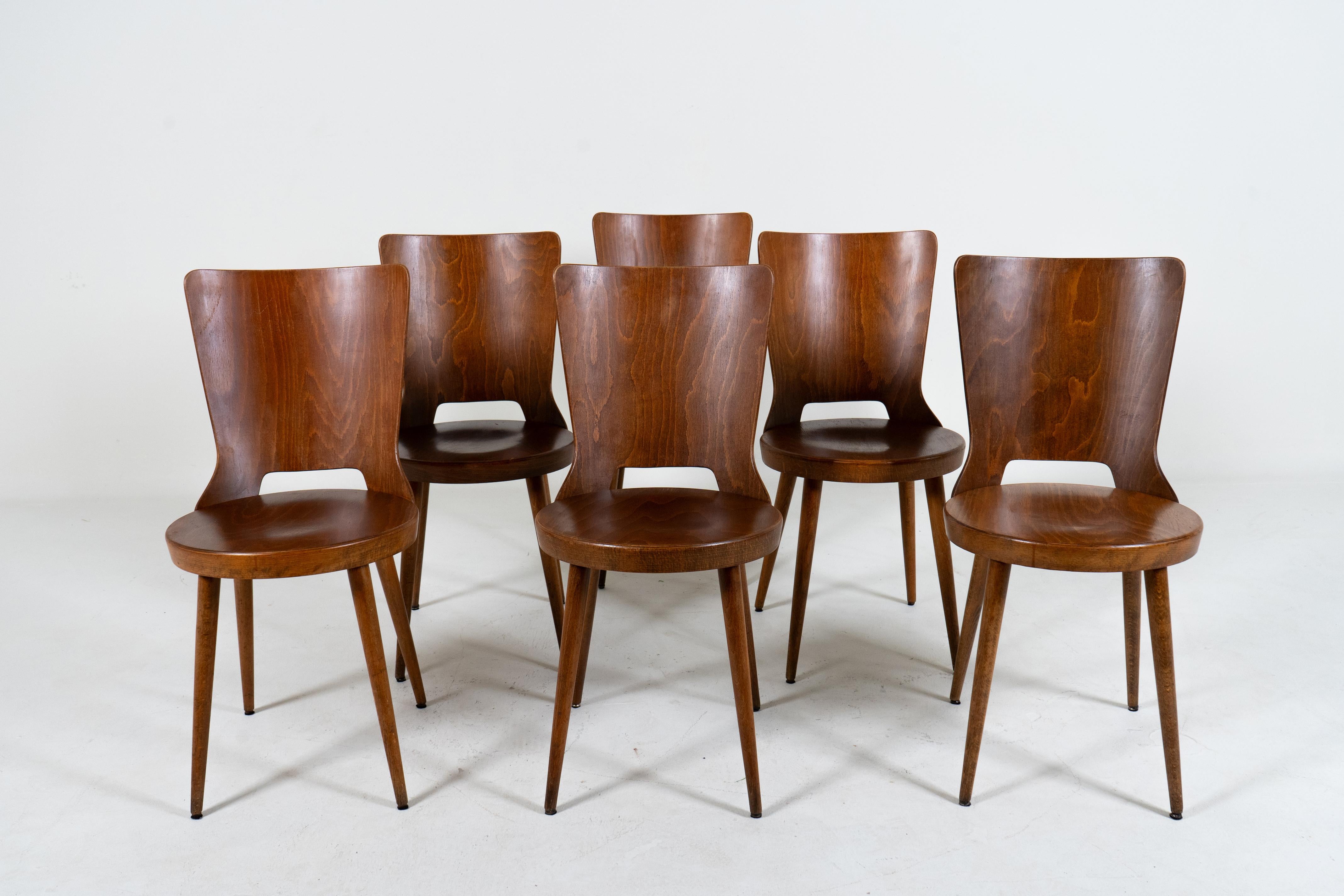 A Set of 6 French Bistro Chairs, c.1970 In Good Condition For Sale In Chicago, IL
