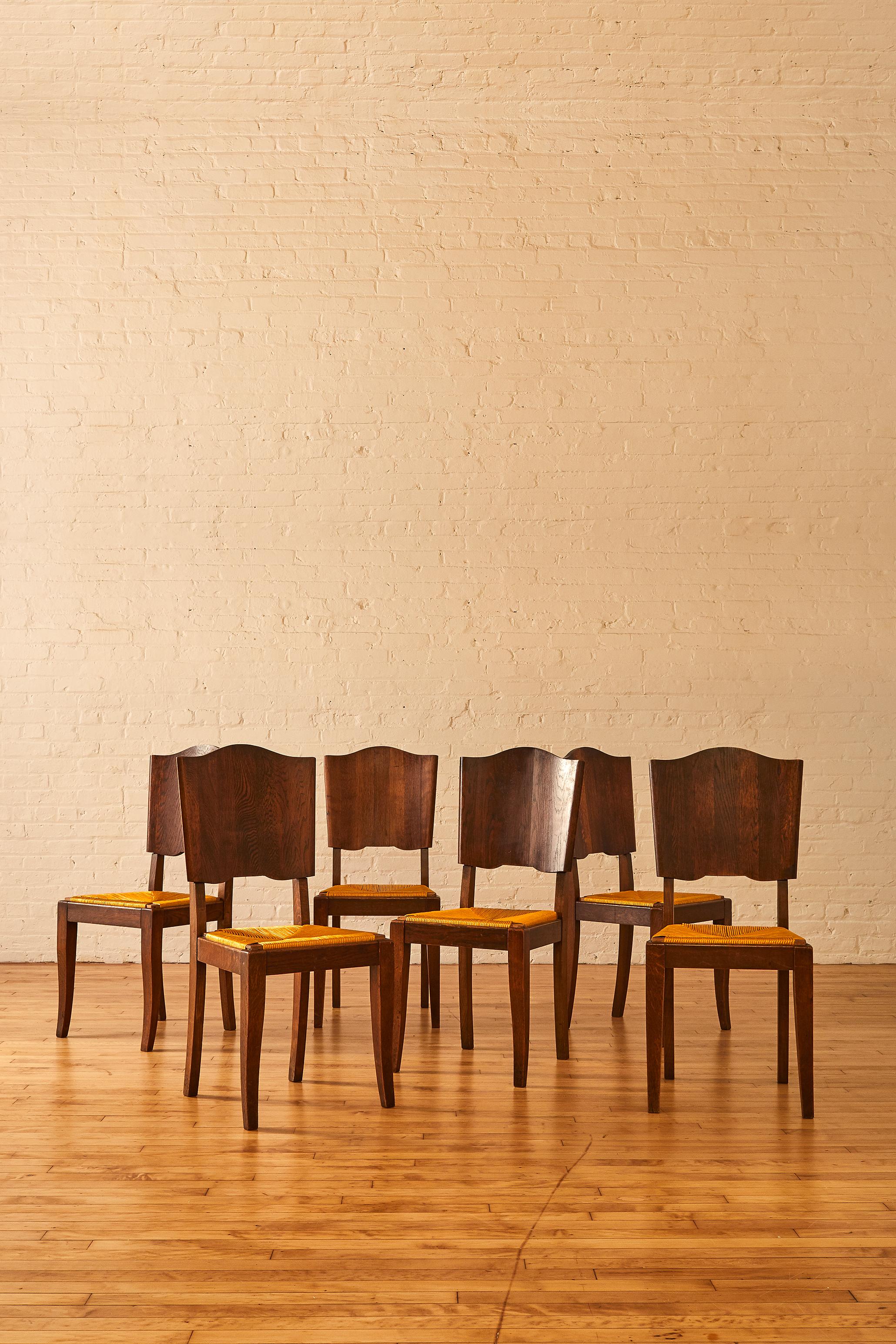 scallop dining chair