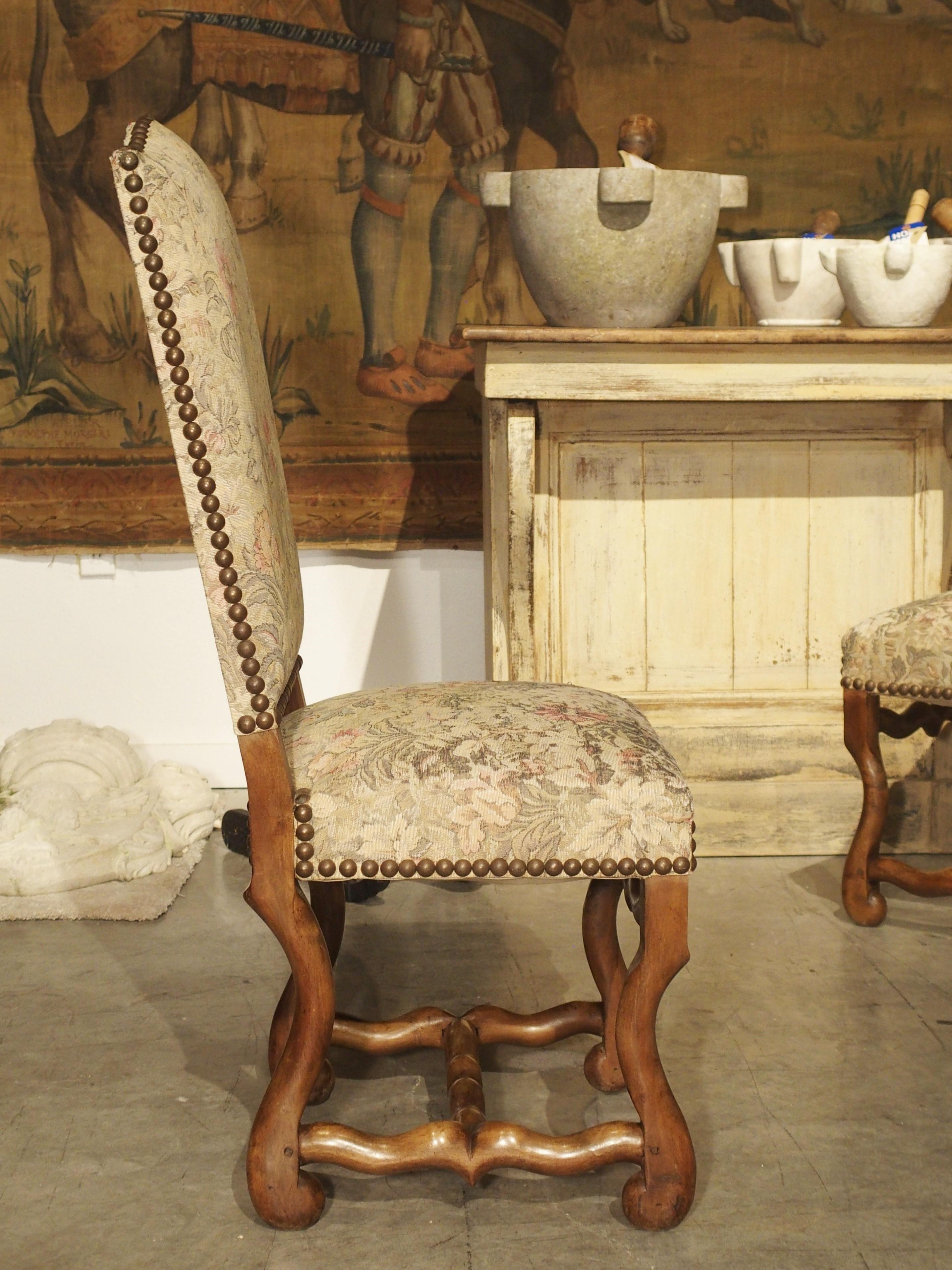 Ensemble de 6 chaises d'appoint françaises en hêtre sculpté et en os de mouton 5