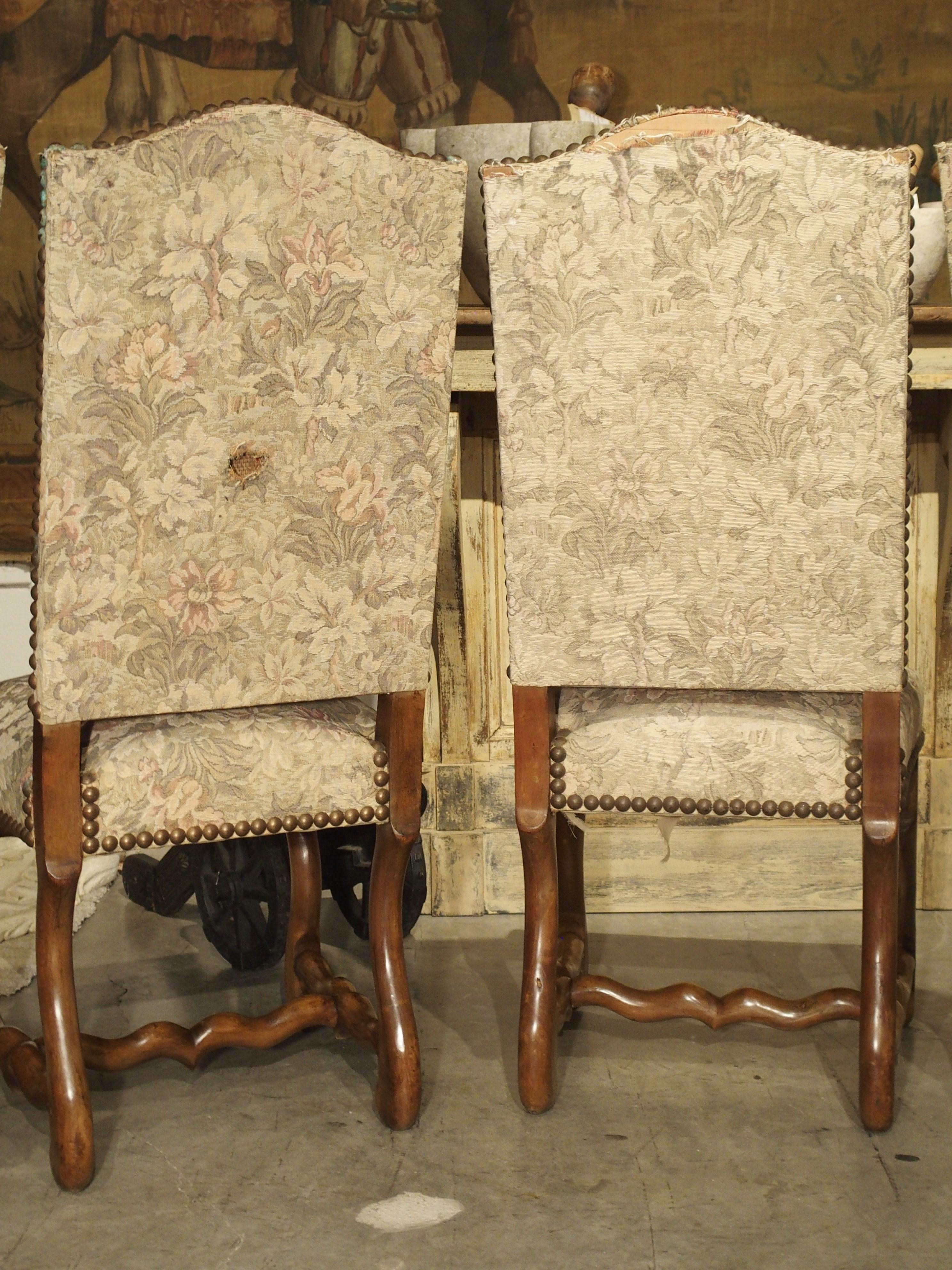 Laiton Ensemble de 6 chaises d'appoint françaises en hêtre sculpté et en os de mouton