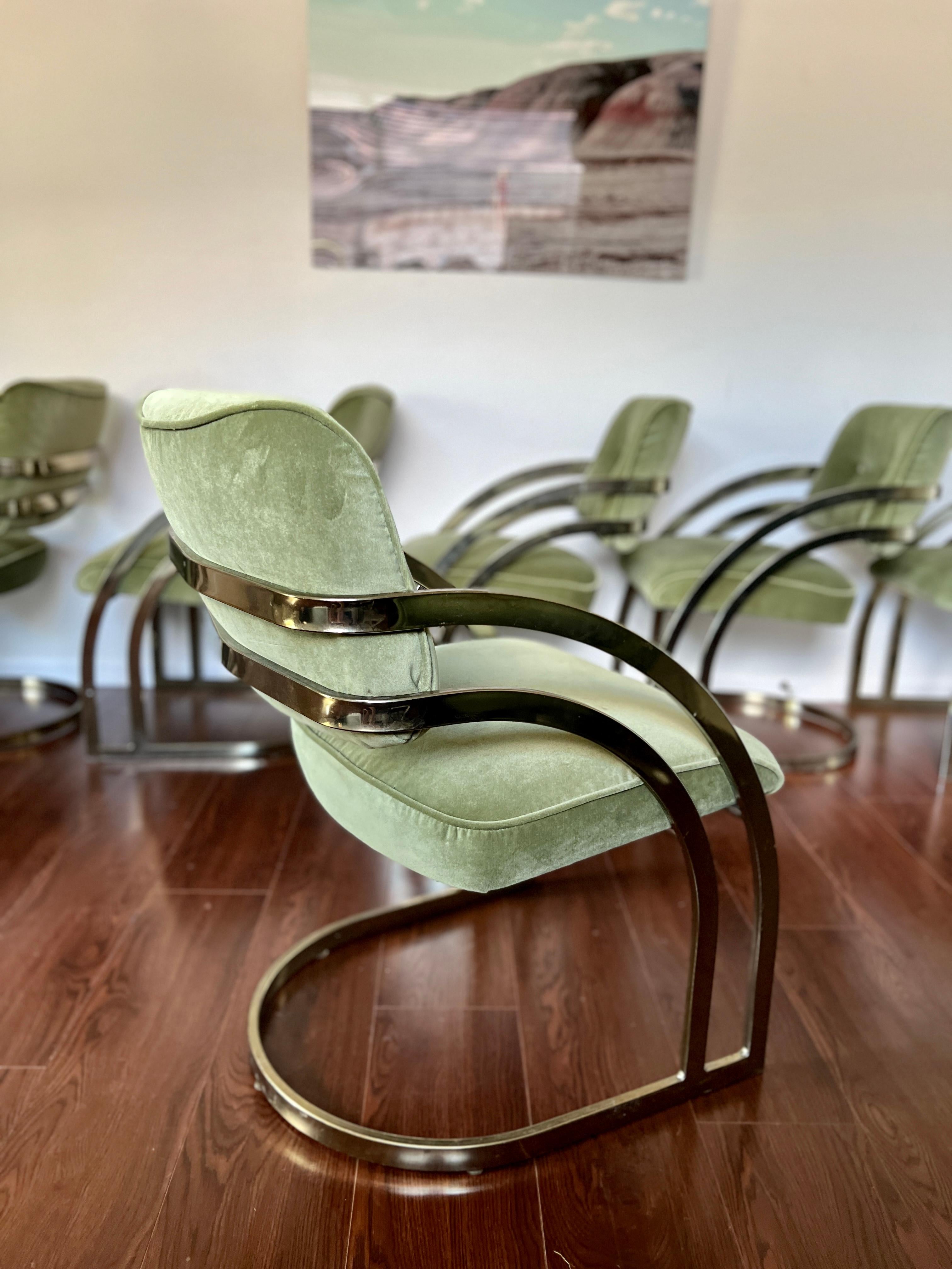 Late 20th Century A set of 6 green velvet gold waterfall cantilever brass plated dining chairs