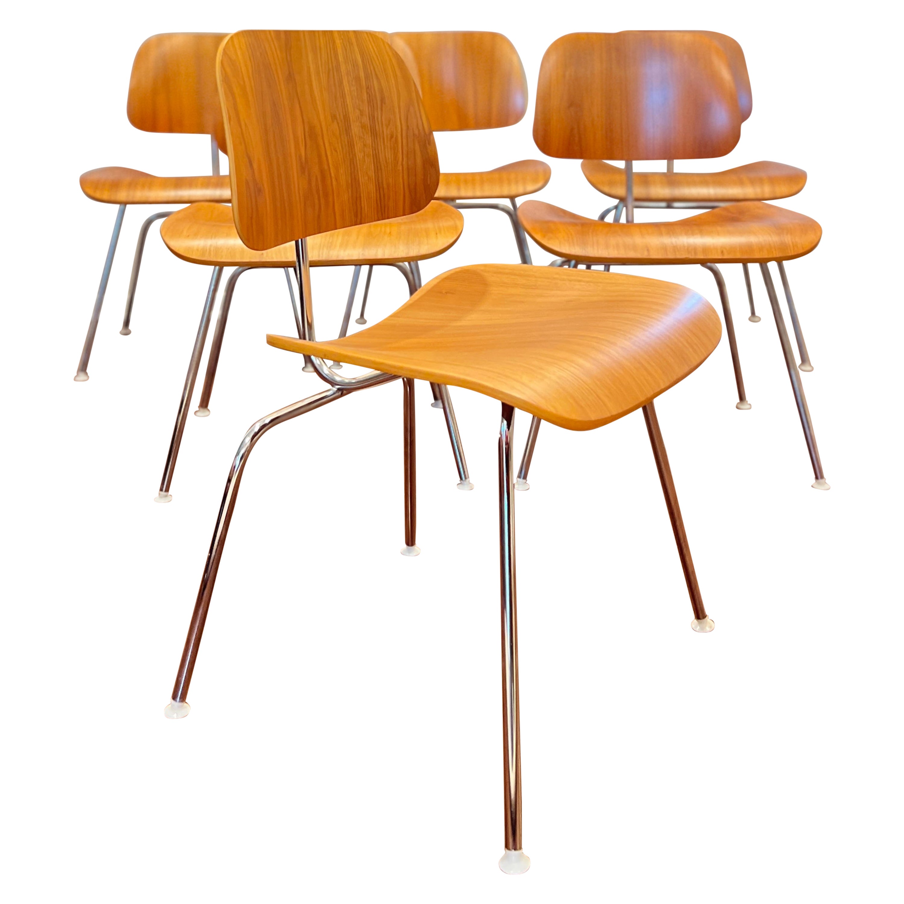 A set of 6 Herman Miller DCM chairs circa 2008. Recently refurbished