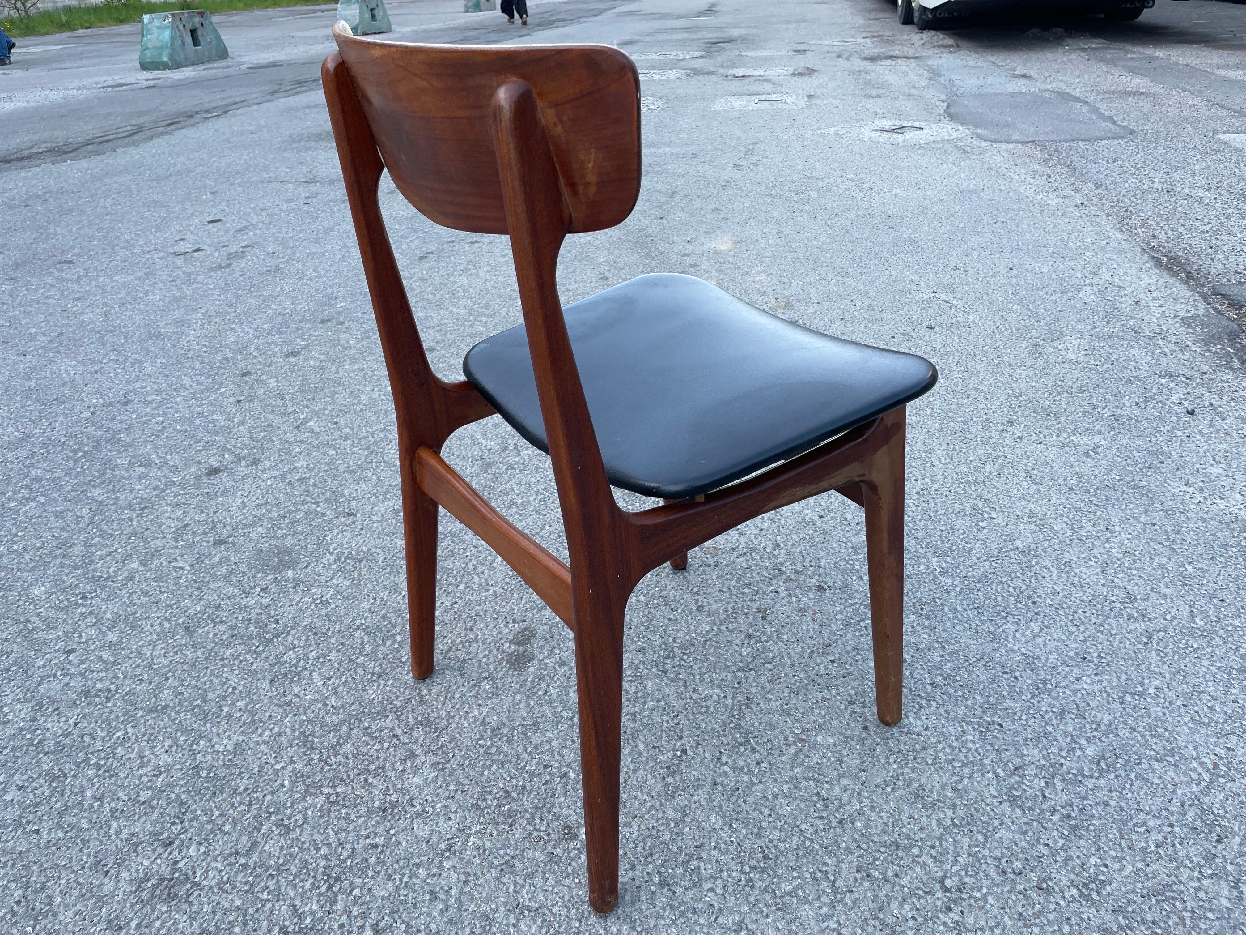 Set di 6 sedie danesi del Medioevo in teak di Schiønning & Elgaard, anni '60 in vendita 7
