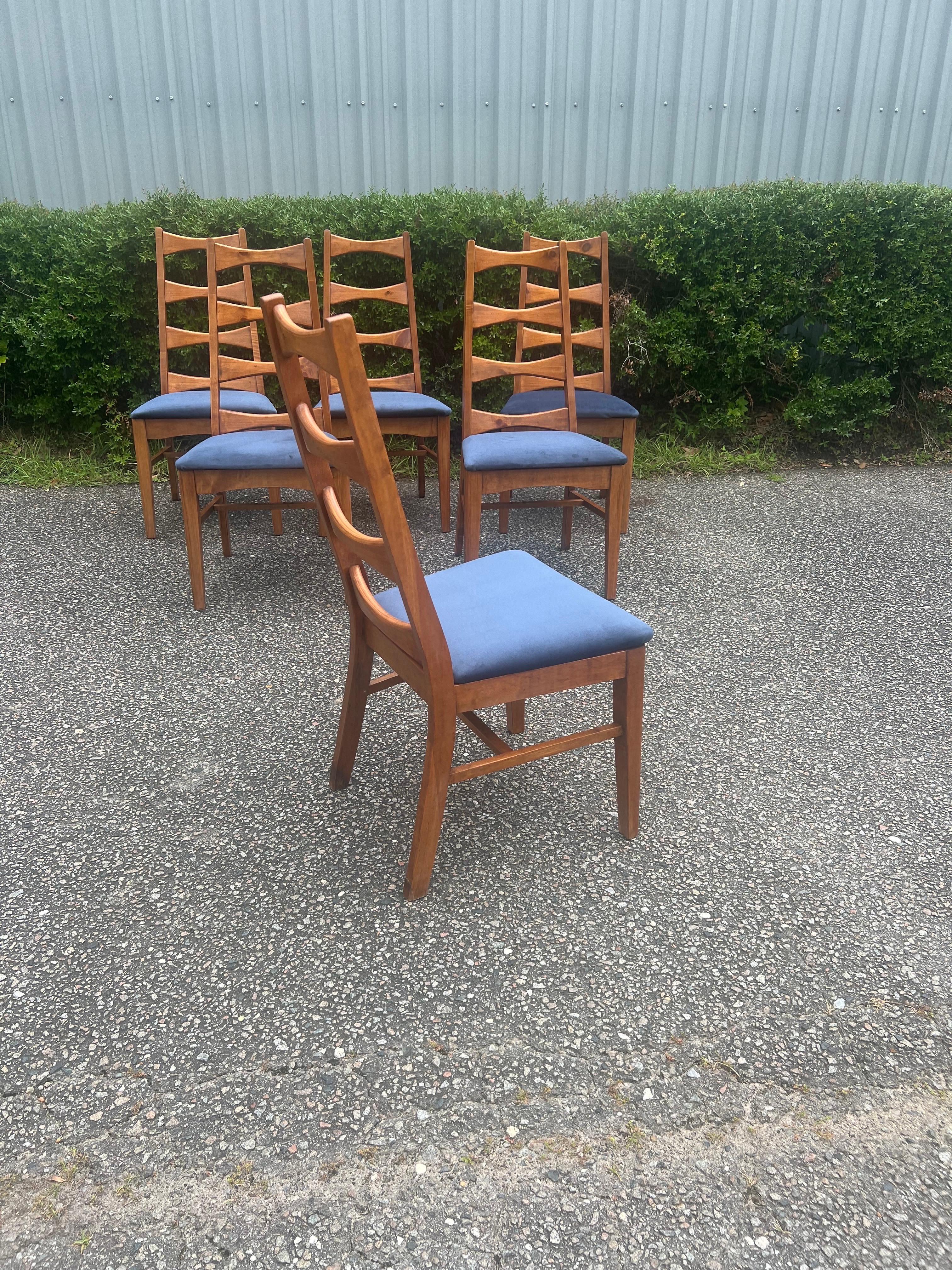 A set of 6  Mid-Century Modern Ladder Back/ Cat Eye Dining Chairs 3