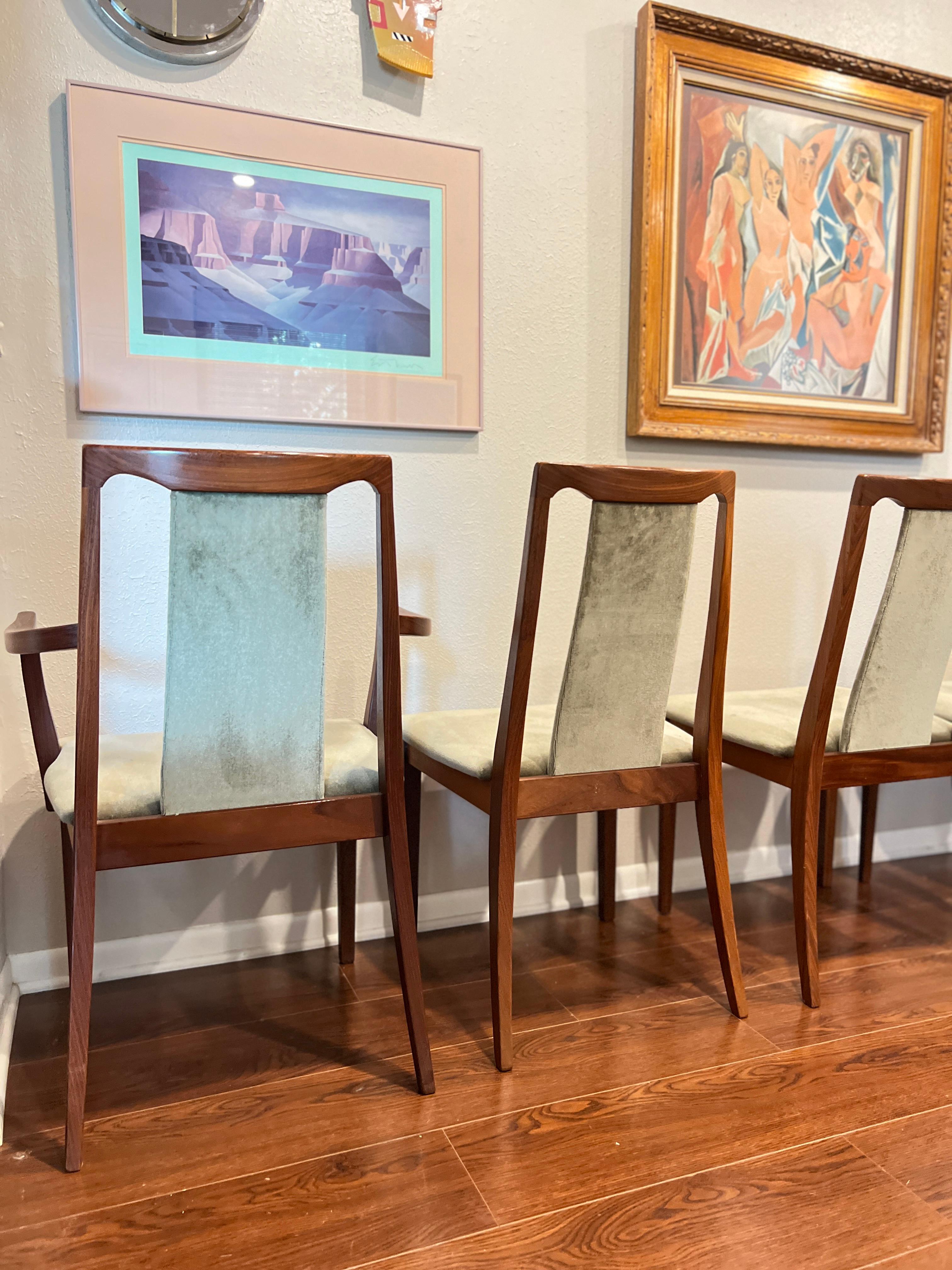 Mid-Century Modern A set of 6 mid century modern style dining chairs by G plan, circa 1980s