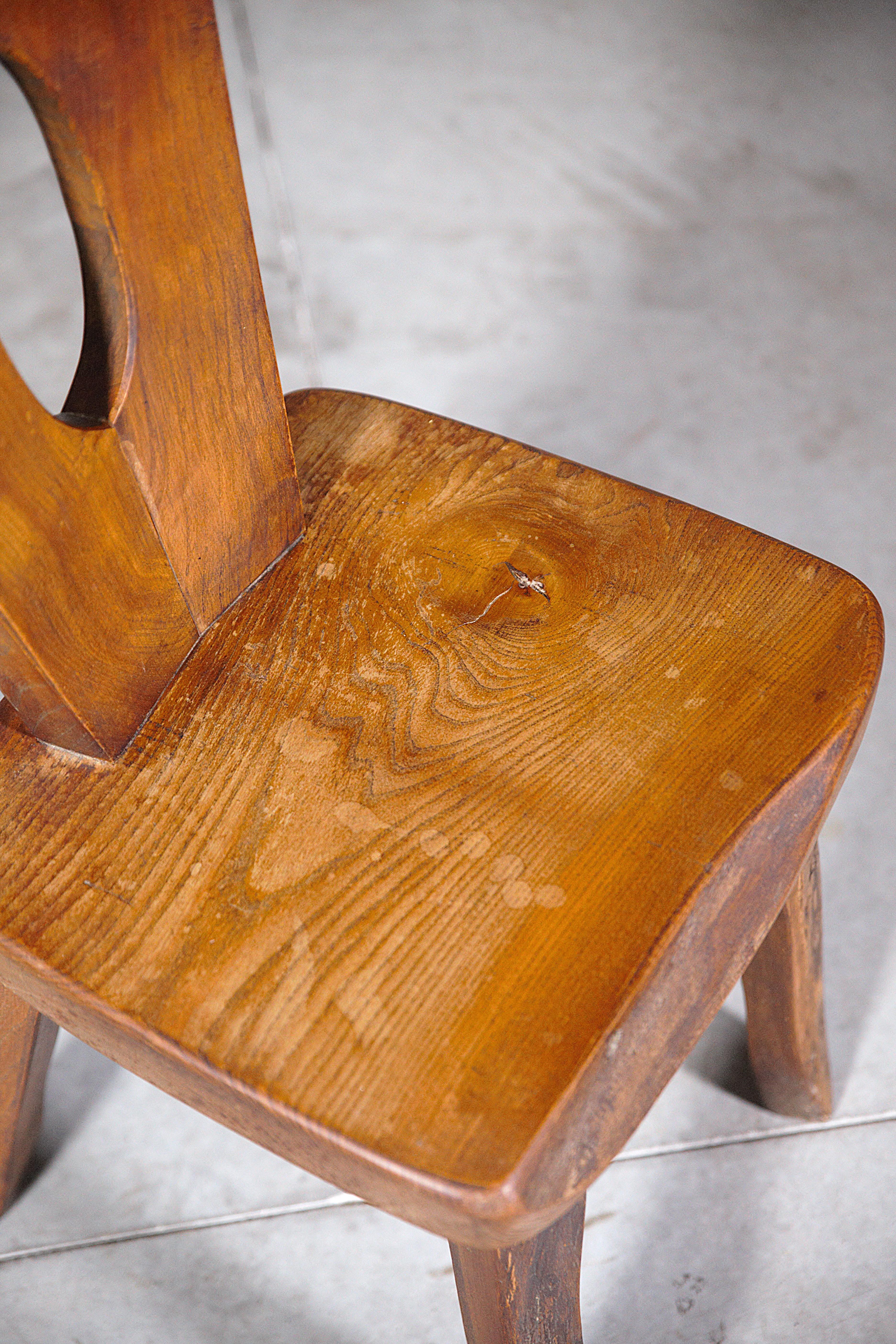A Set of 6 Mountain Dining Chairs by Aranjou France 1970's For Sale 7