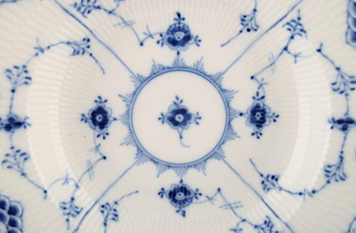 A set of 6 Royal Copenhagen Blue Fluted Full Lace Deep Plates # 1/1078.
1st factory quality. 
In perfect condition.
Stamped.
Measures: 25 x 5 cm.