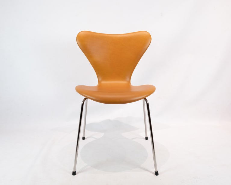 Set of 6 Seven Chairs, Model 3107, Designed by Arne Jacobsen For Sale