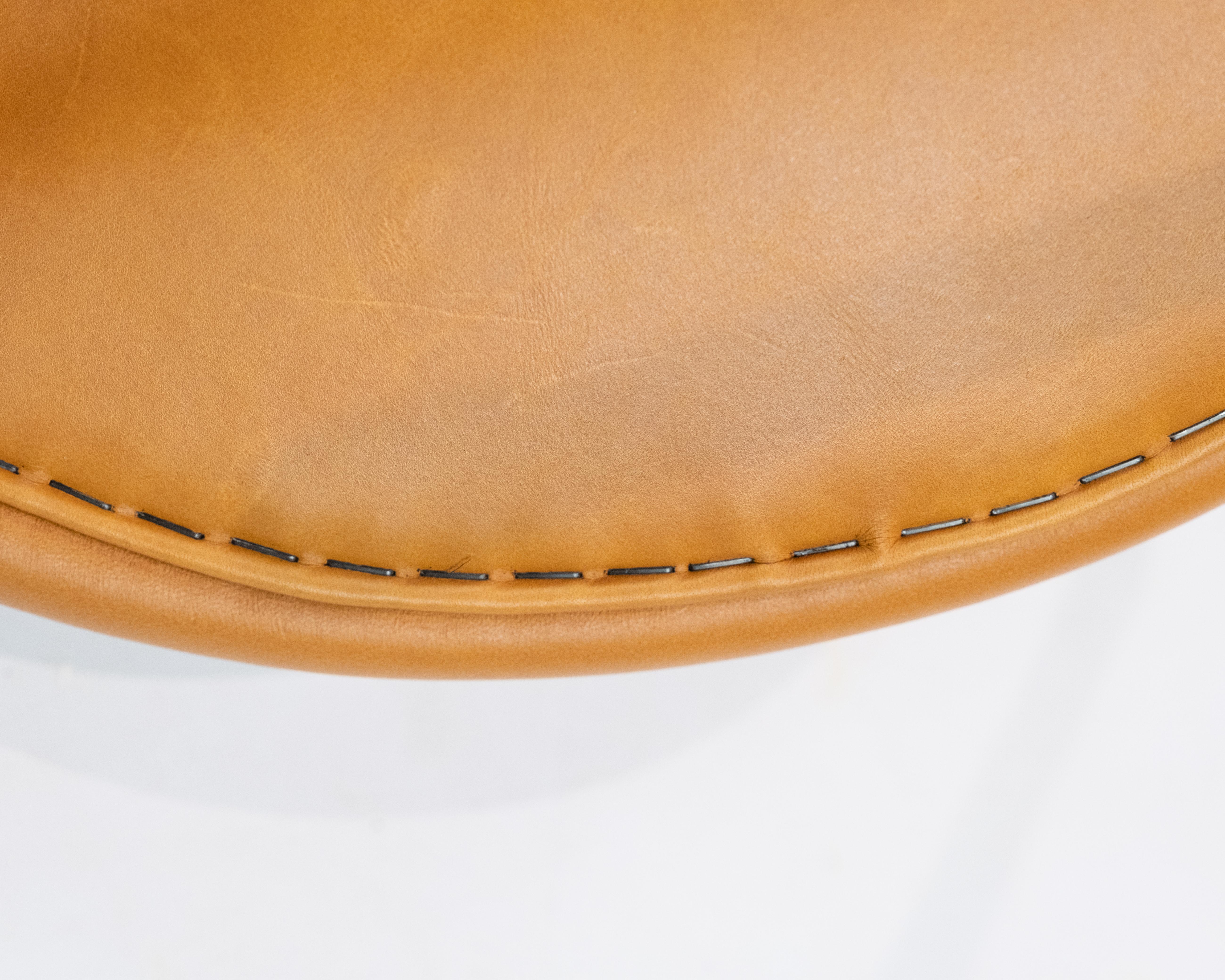 Satz von 6 sieben Stühlen, Modell 3107, entworfen von Arne Jacobsen (Mitte des 20. Jahrhunderts) im Angebot