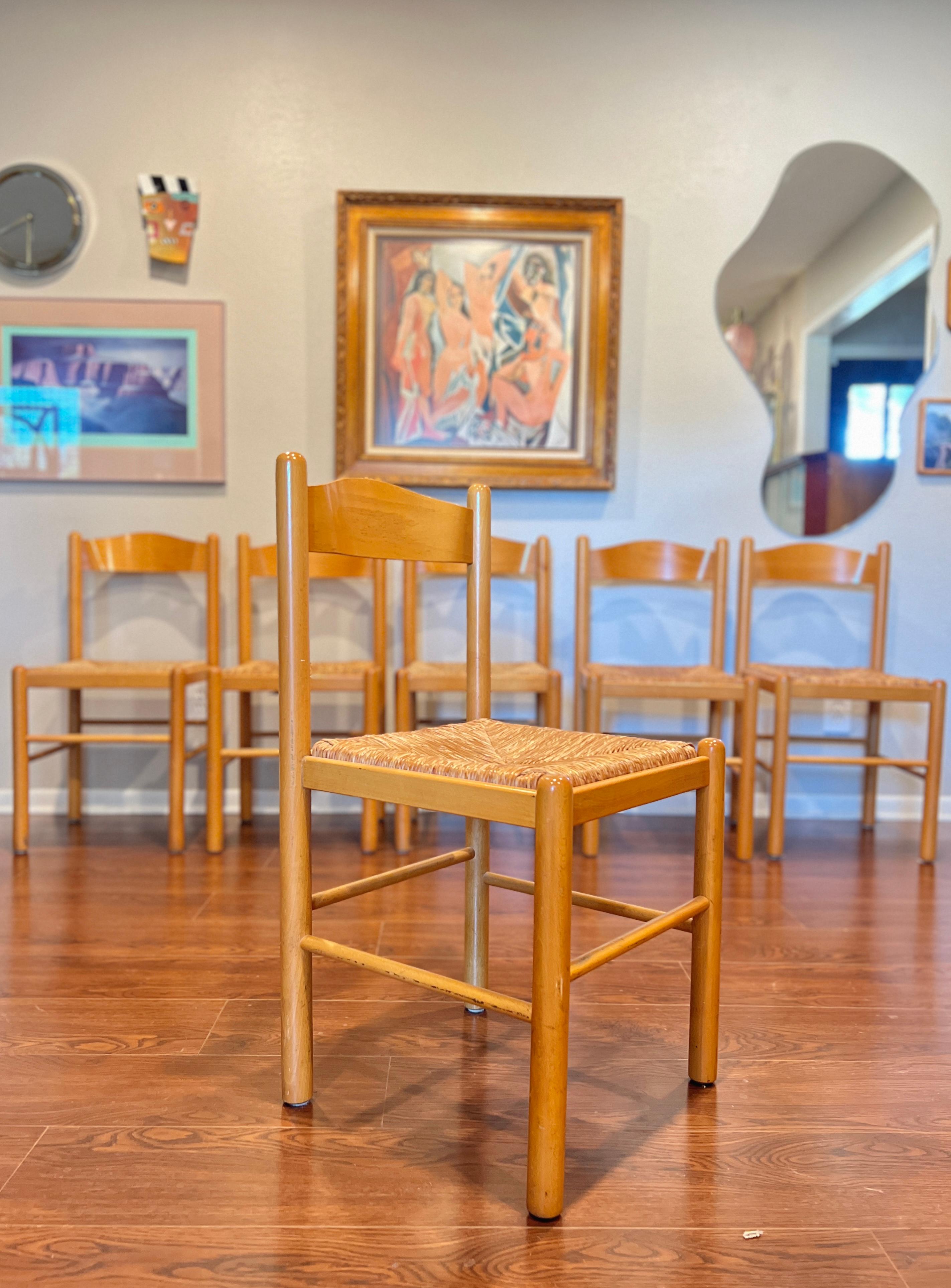 A set of 6 vintage chairs in rush and solid wood frames, circa 1970s 1