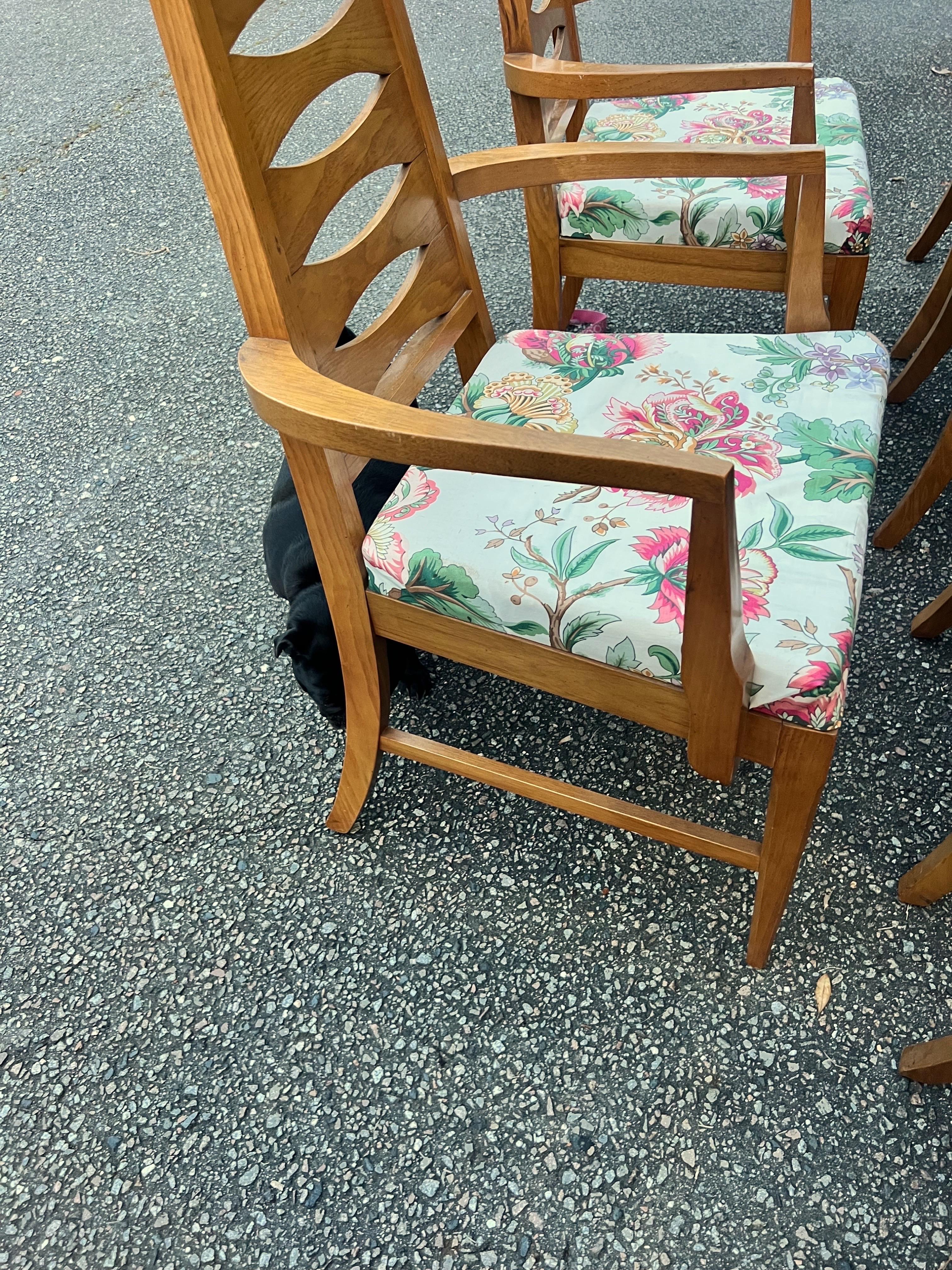 A set of 6 Vintage Mid-Century Modern Cat Eye Walnut Ladder Back Dining Chairs 6