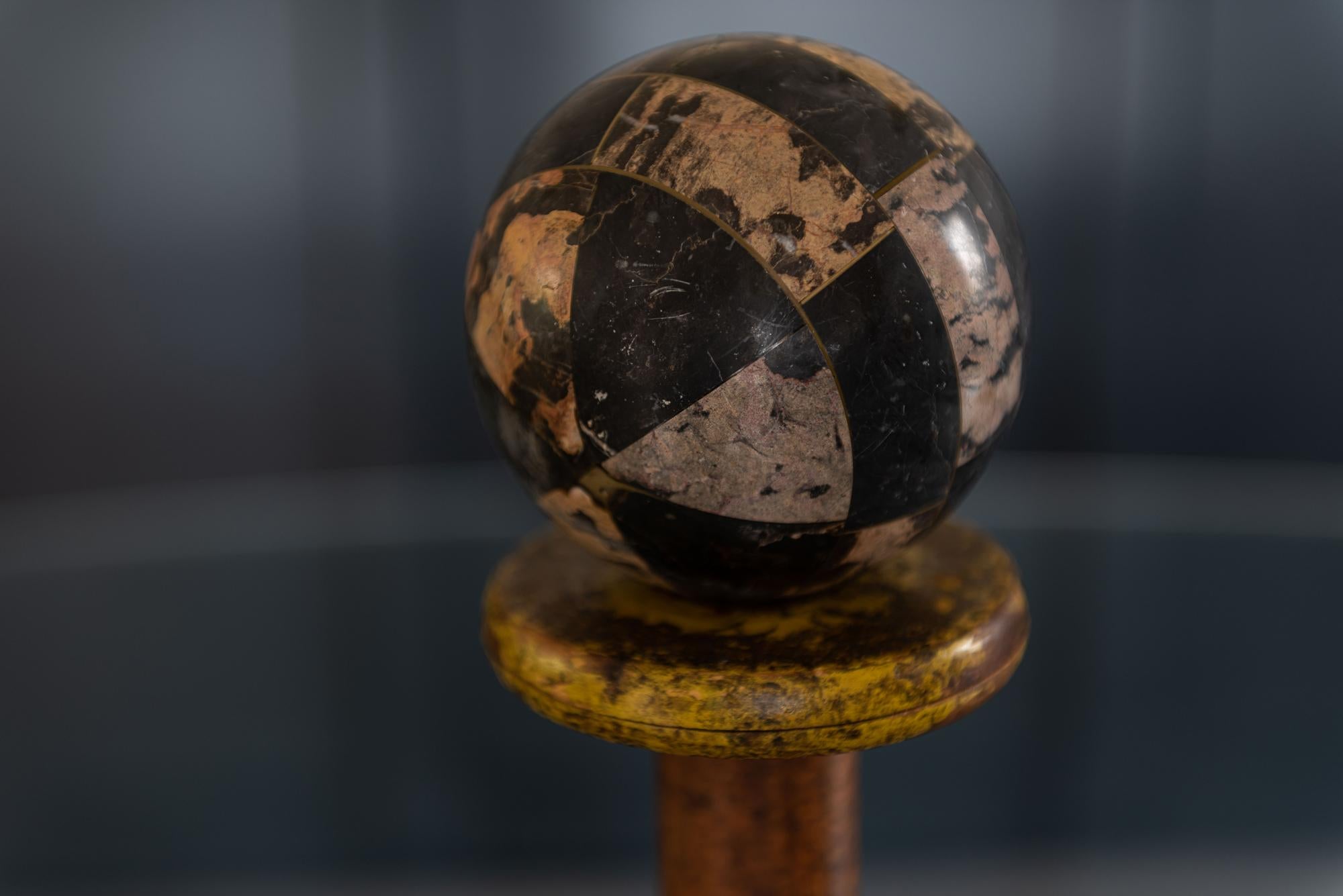 Set of 8 Decorative French Early 20th Century Marble Spheres Balls In Good Condition In Staffordshire, GB