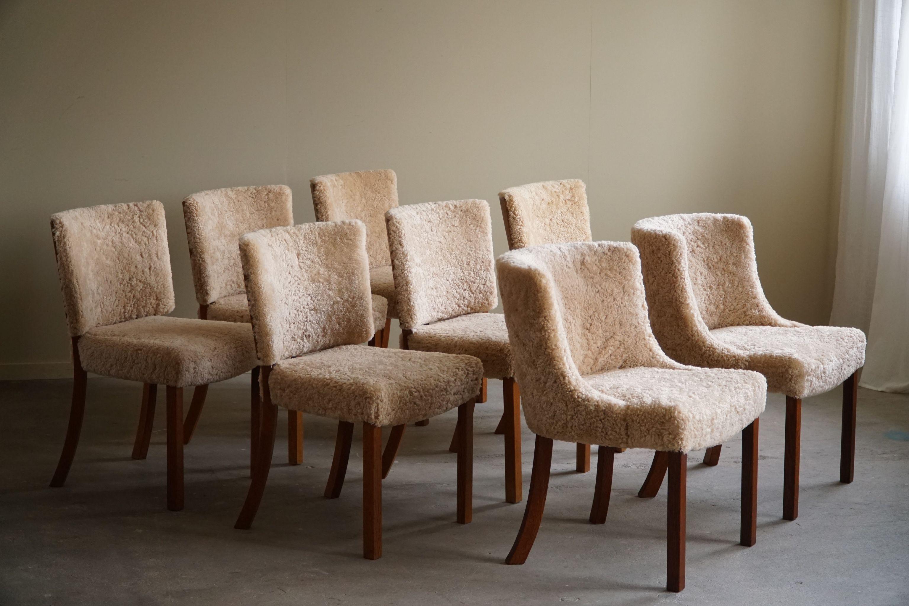 Hand-Crafted A set of 8 Dining Chairs in Oak and Lambswool, Danish Modern, Kaj Gottlob, 1950s For Sale