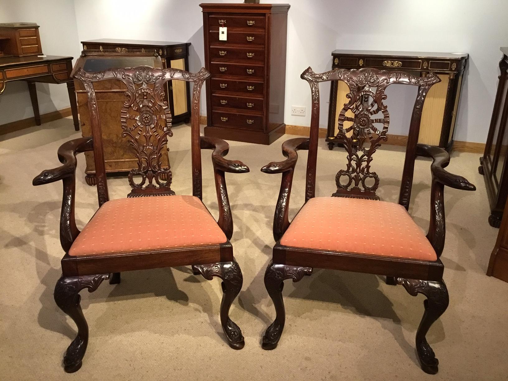 Set of 8 English Chippendale Revival Mahogany Chairs In Excellent Condition For Sale In Darwen, GB