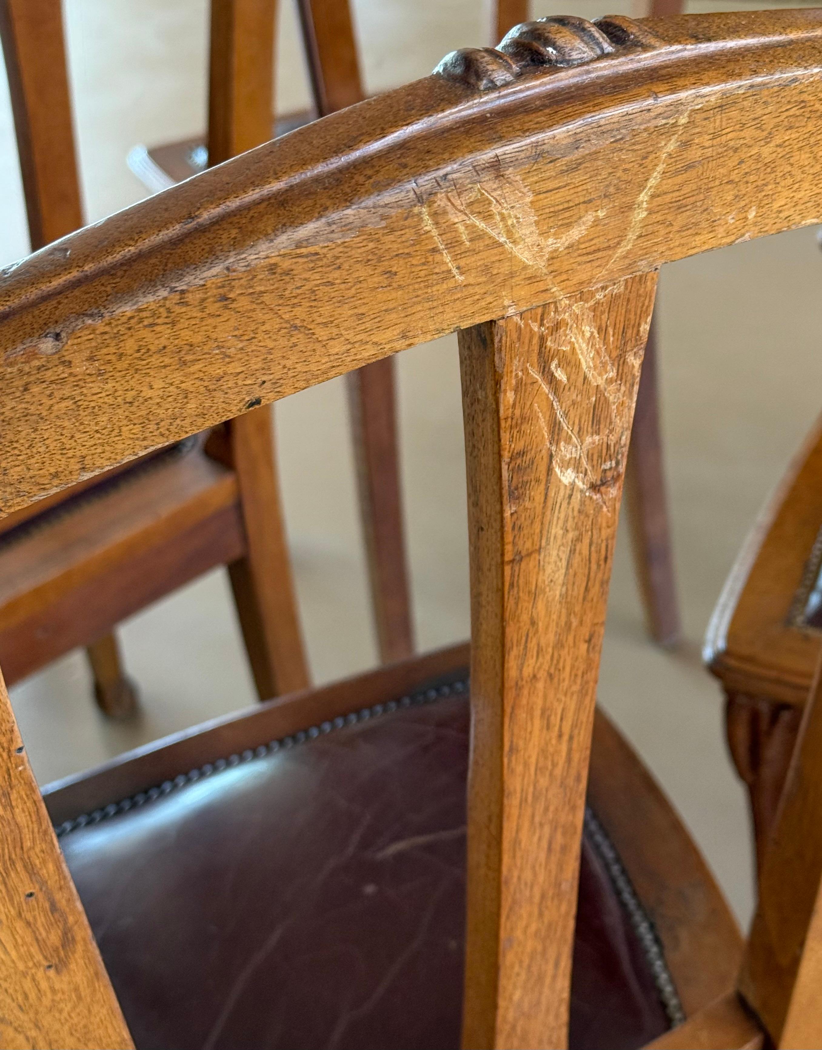 Juego de 8 sillas de comedor francesas Art Nouveau con asientos de cuero, finales del s. XIX. en venta 6