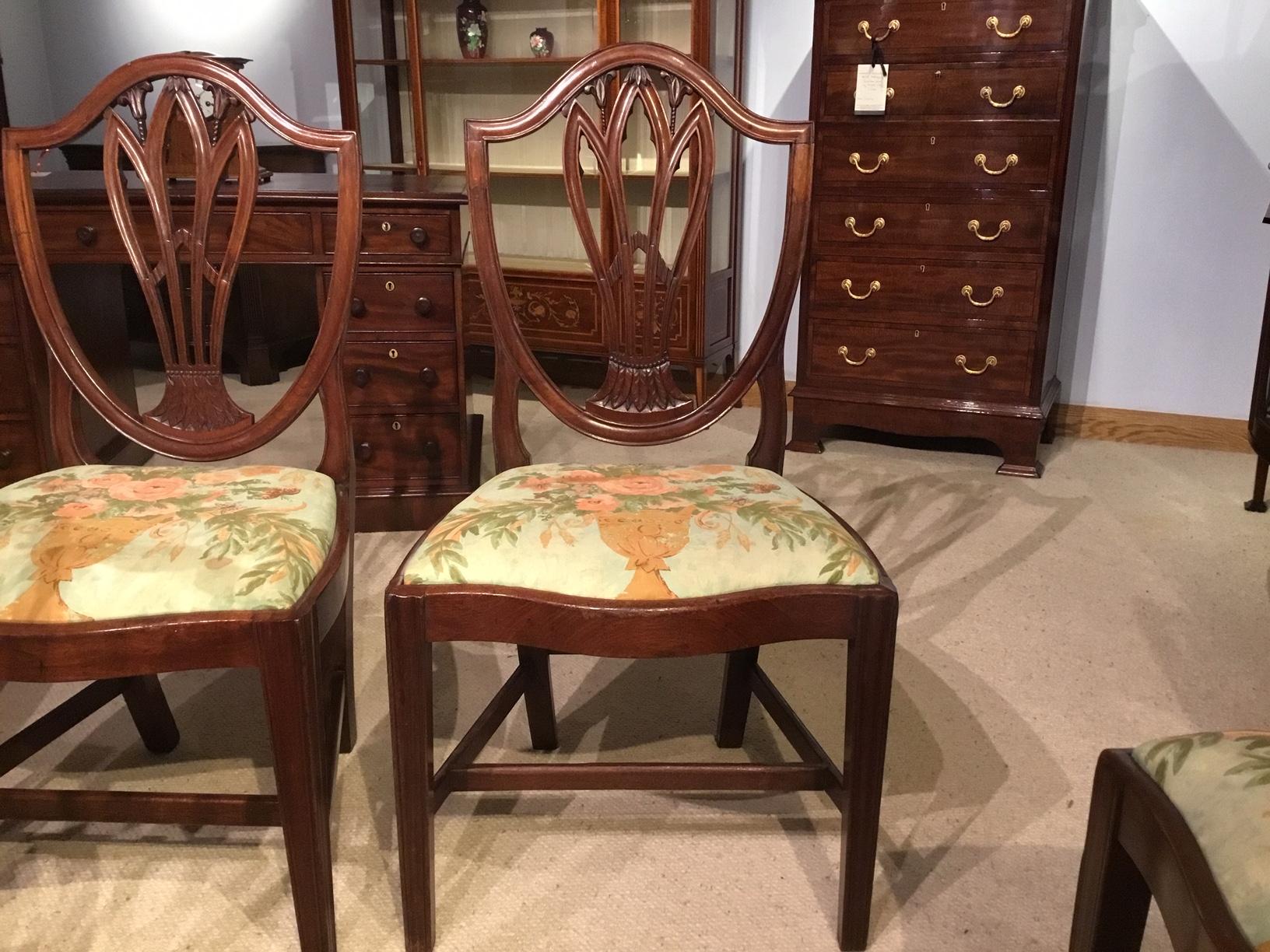 Set of 8 Georgian Mahogany Dining Chairs 3