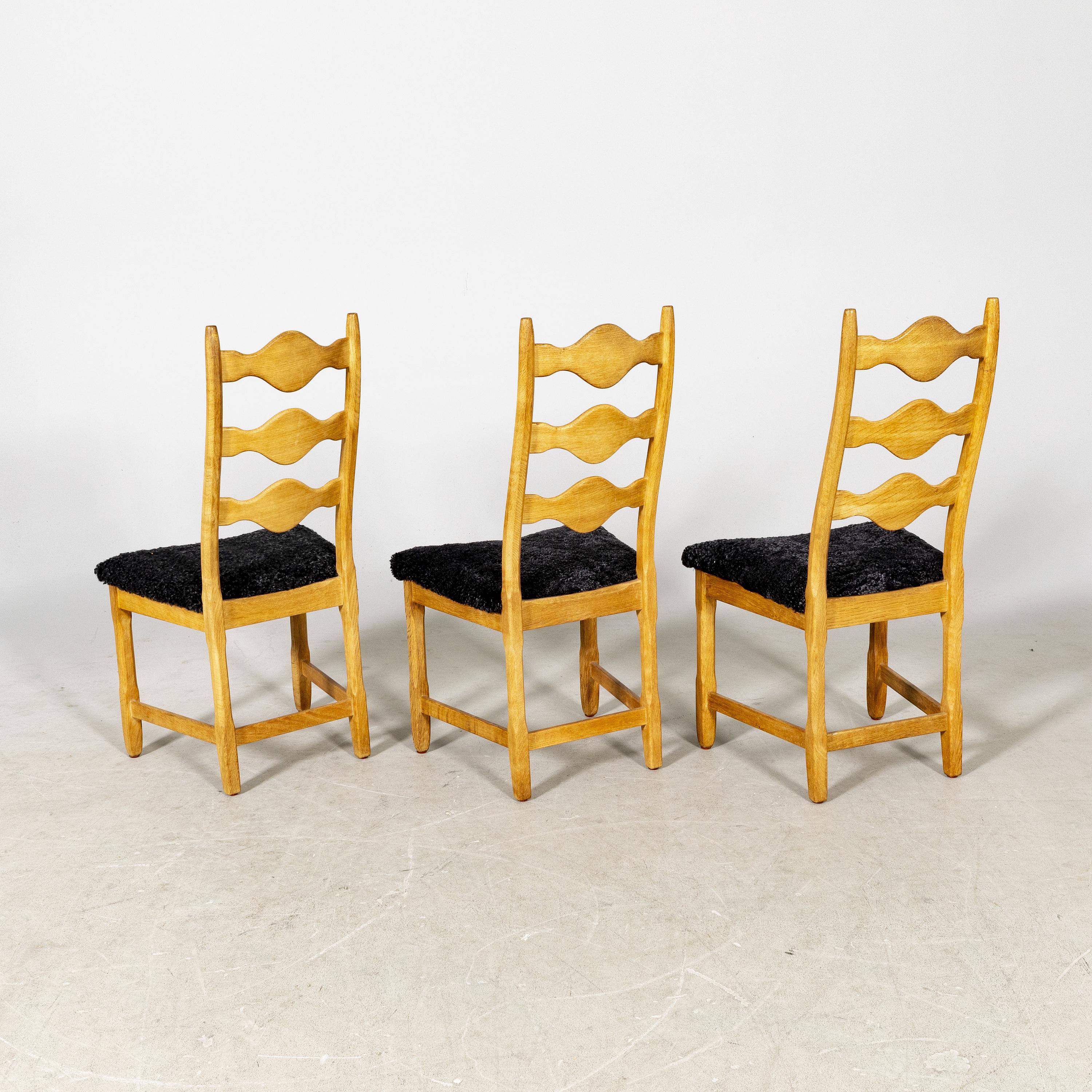 Suédois Ensemble de 8 chaises de salle à manger en chêne Razor Blade de Henry Kjaernulf pour EG Mobler 1960