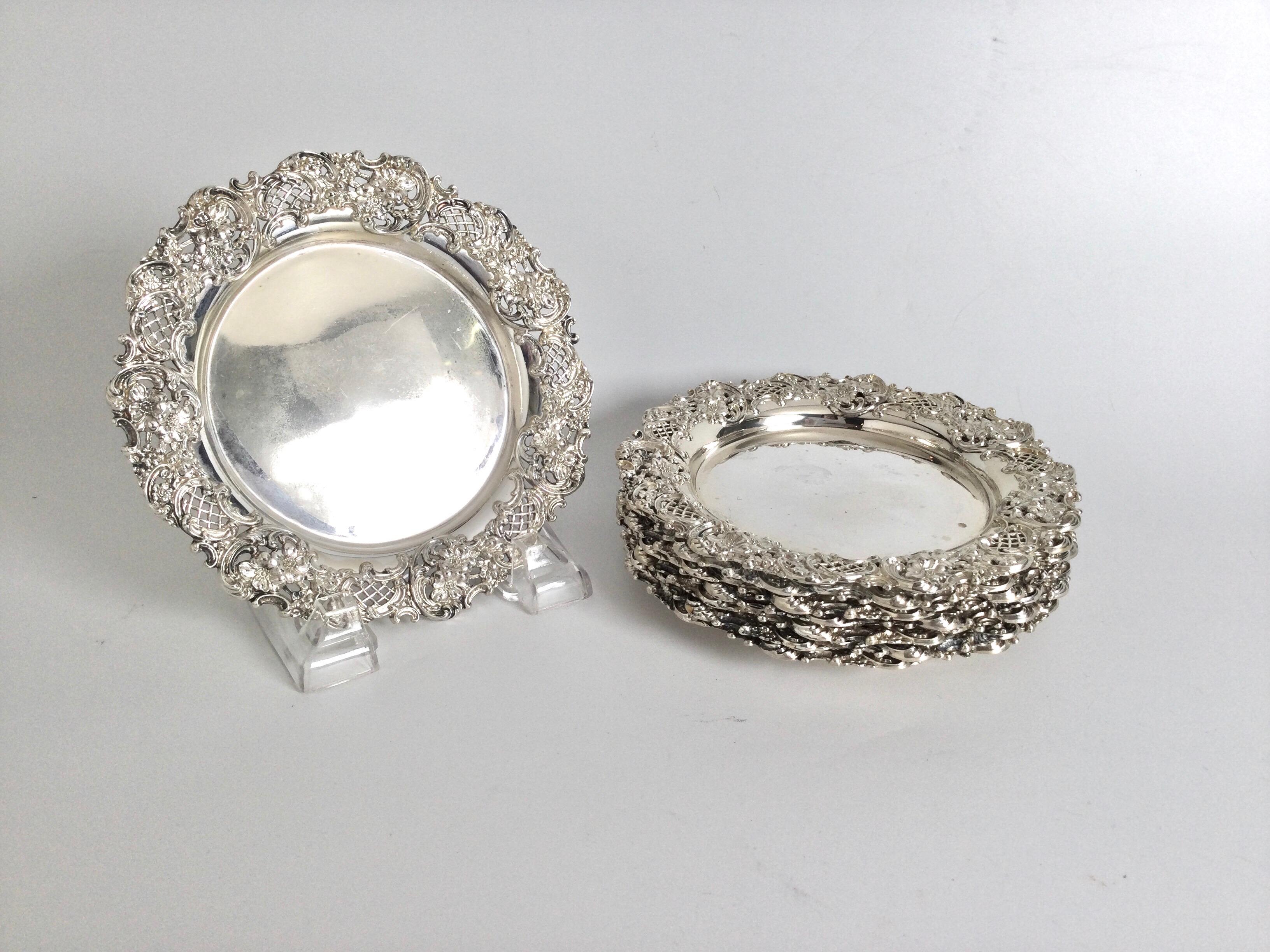 Juego de 8 platos para pan o tarta de plata de ley J. E. Caldwell Estadounidense en venta