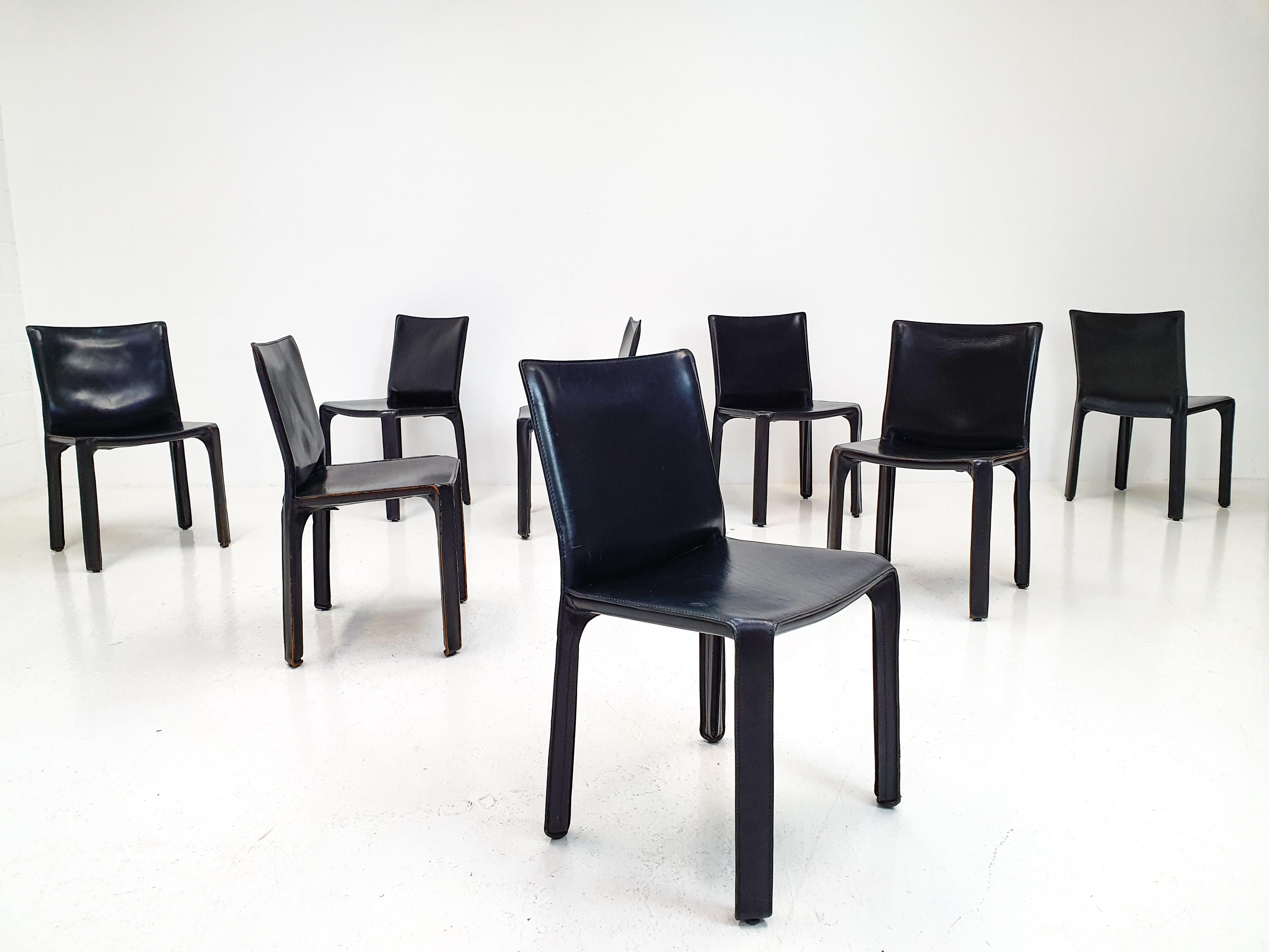 Set of 8 Mario Bellini Leather CAB Chairs in Black for Cassina, 1977, Italy 6