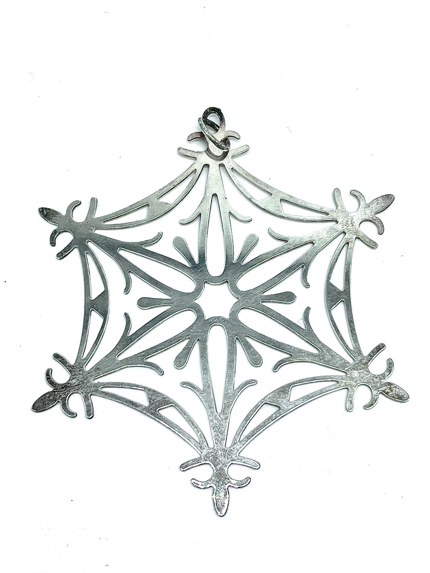 20th Century Set of 9 American Sterling Silver Christmas Snowflake Ornaments