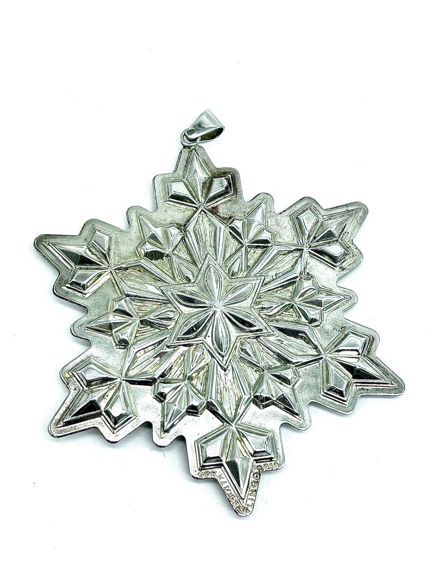 Set of 9 American Sterling Silver Christmas Snowflake Ornaments For Sale 2
