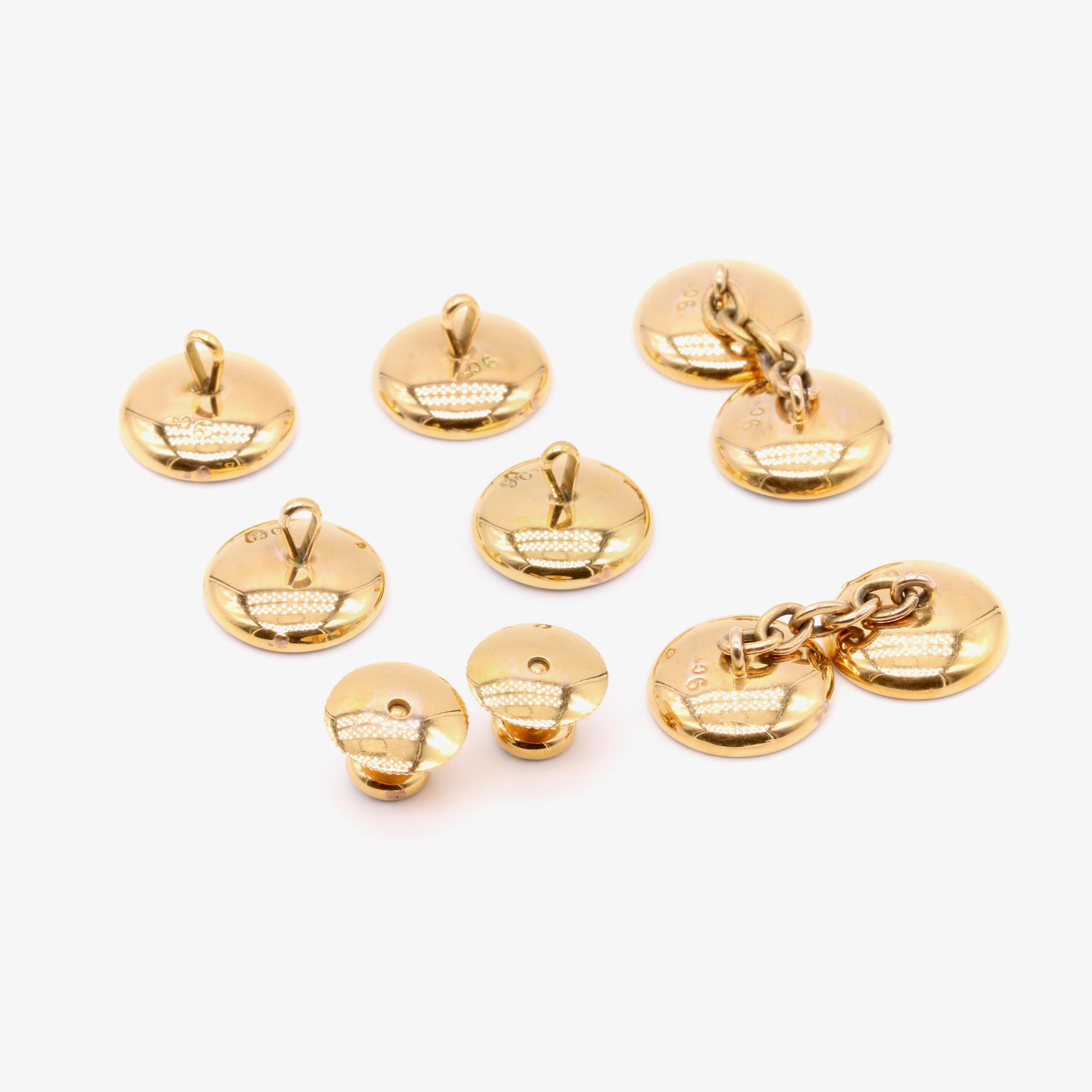 Un set di borchie e gemelli antichi in oro 9K con madreperla e smalto blu in vendita 3