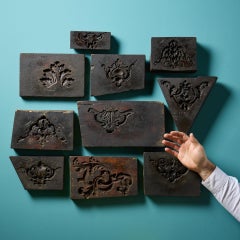 Ensemble de moules à cartouches en bois sculpté anciens Ex. Collection Tucker