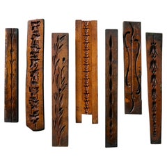 Un set di antichi stampi floreali in legno intagliato Ex. Collezione Tucker