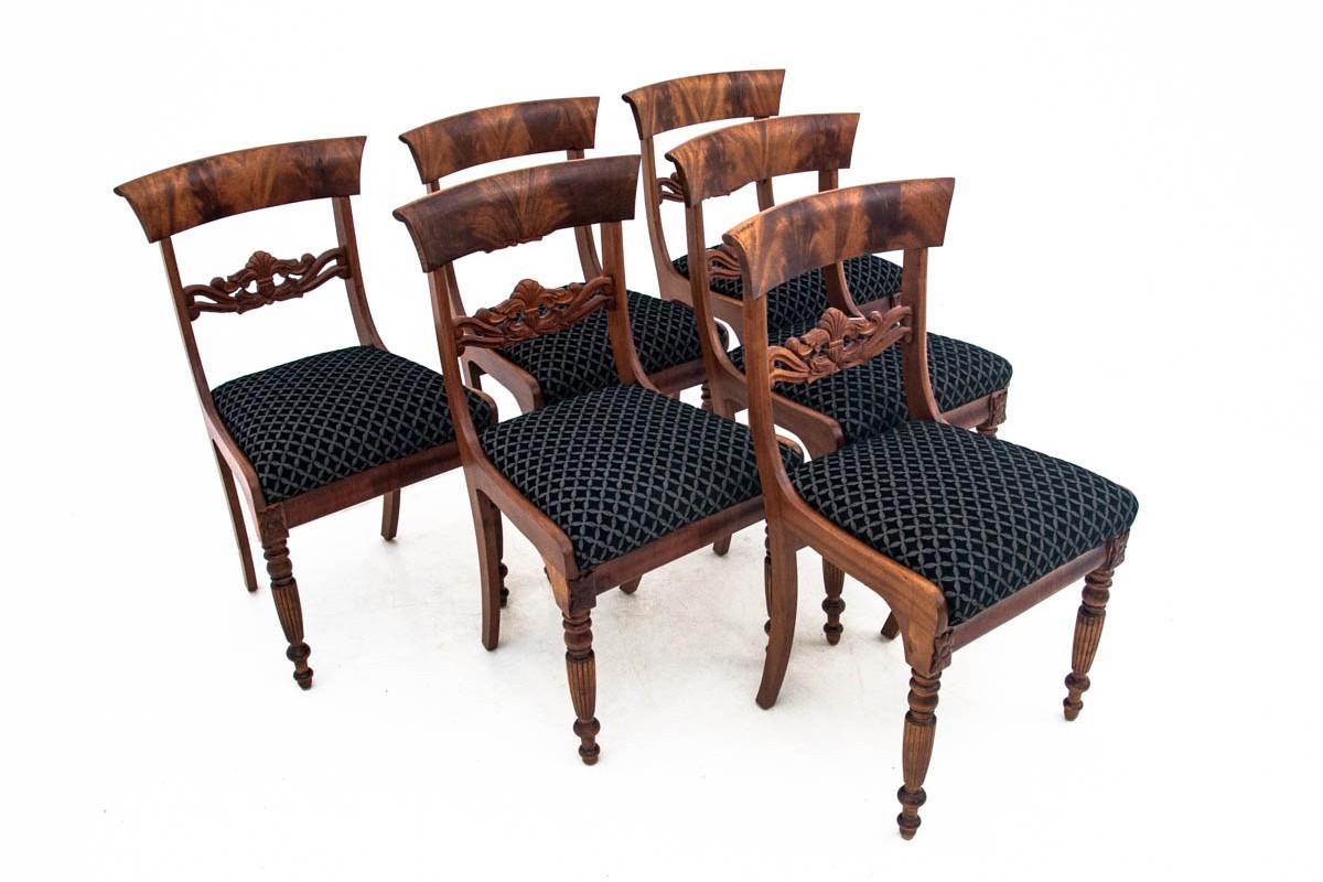 Antique chairs from the end of the 19th century. Furniture, preserved in very good condition after professional renovation, has been upholstered with a new fabric.

Dimensions: Height 90 cm, height of the seat 46 cm, width 49 cm, depth 52 cm.