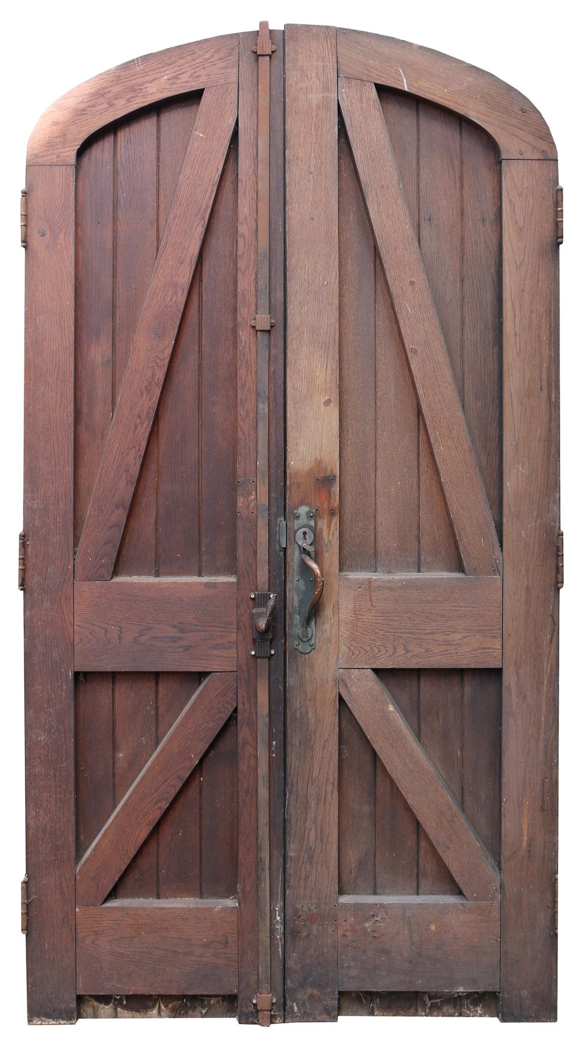 Set of Arched Oak Exterior Doors In Good Condition For Sale In Wormelow, Herefordshire