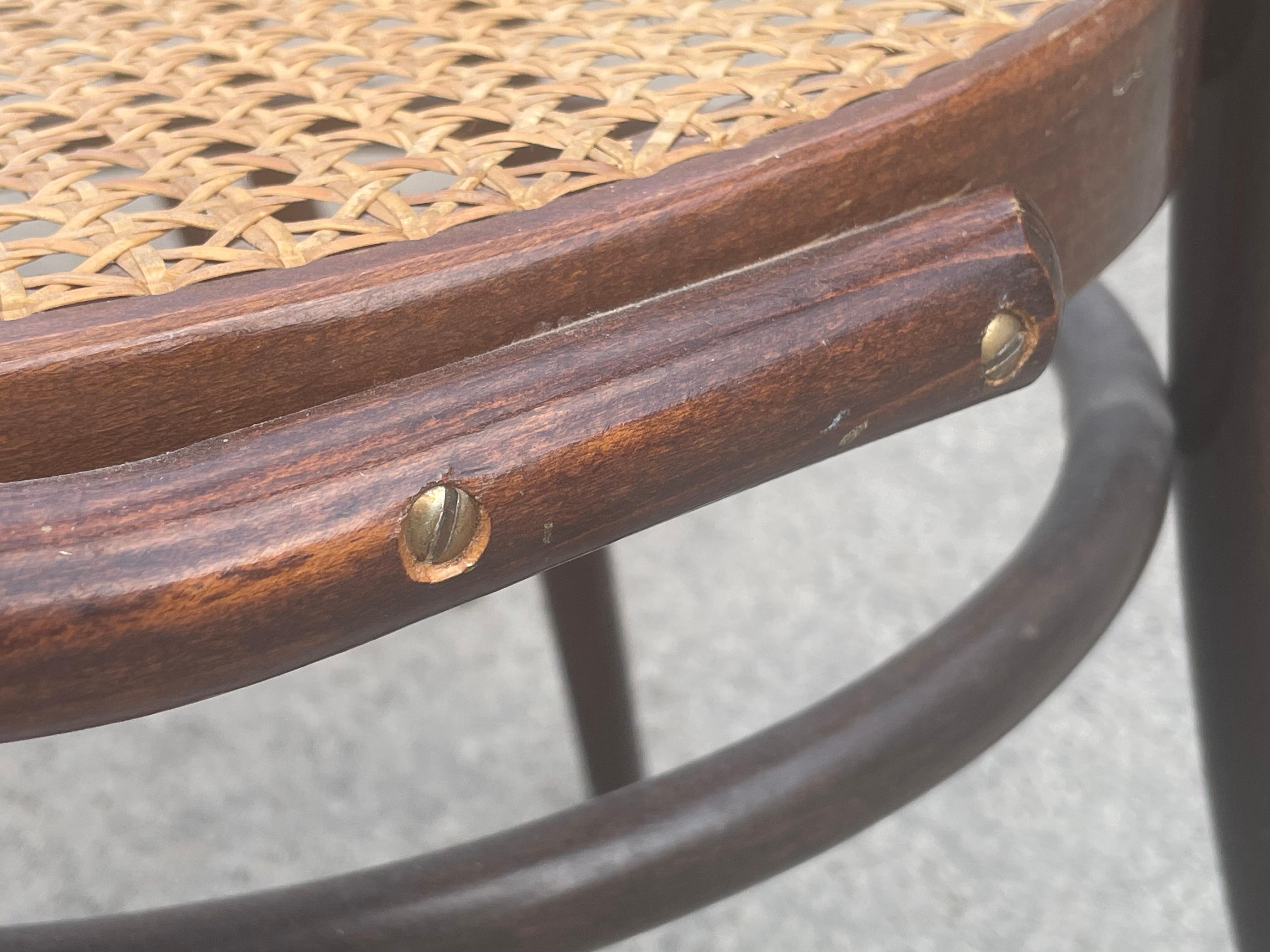 Ensemble de fauteuils conçus par Thonet et fabriqués par Ligna dans les années 1950 en vente 3