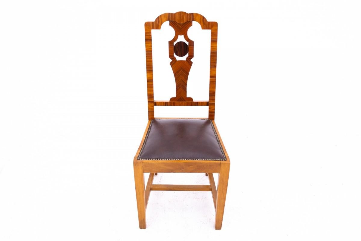 Ein Satz von Art déco-Stühlen, 1940er-Jahre, Polen. (Polnisch) im Angebot