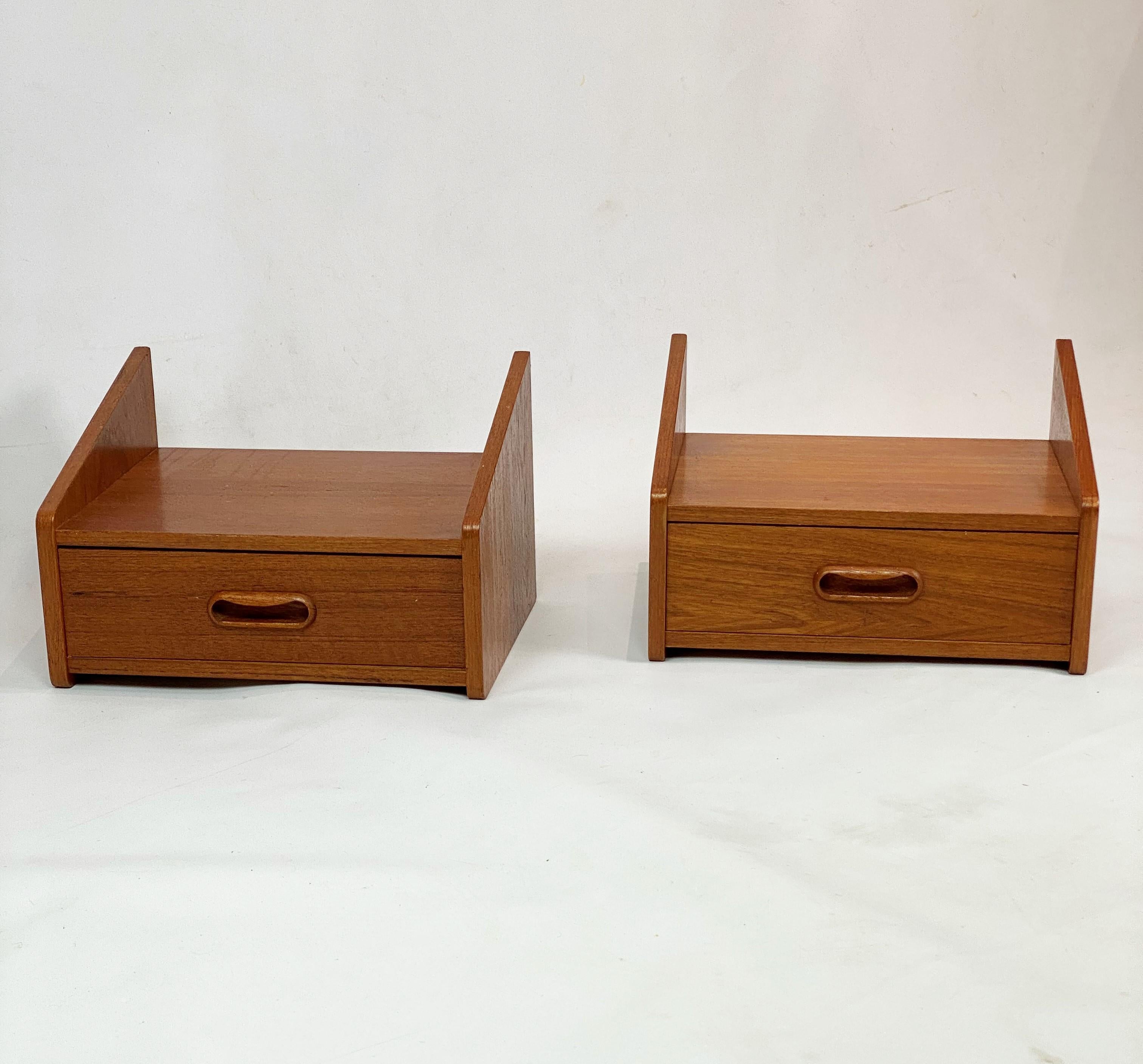Mid-20th Century Set of Bedside Tables with Drawer in Teak of Danish Design, 1960s