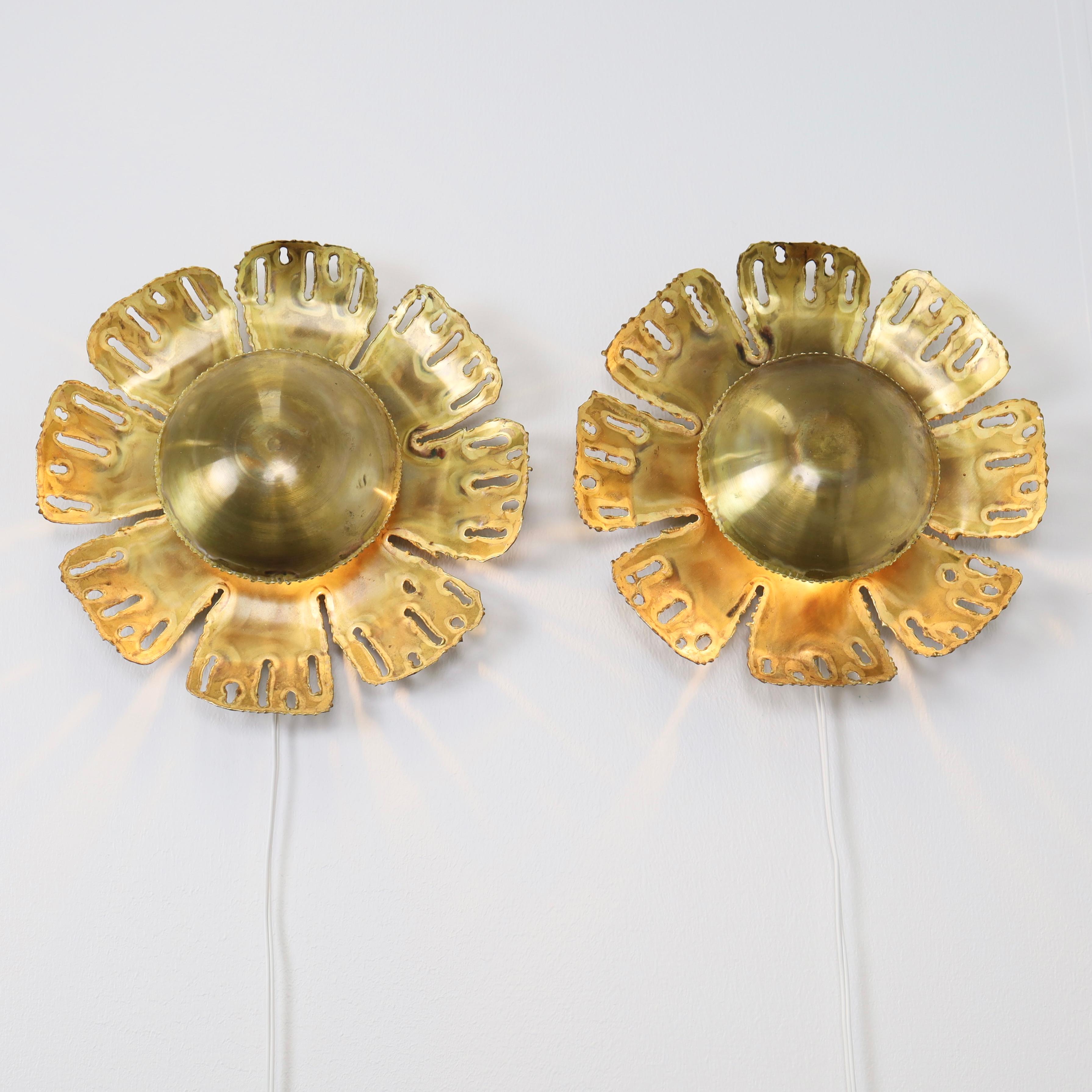 Mid-20th Century A set of Brass Wall Lamps by Svend Aage Holm Sorensen, 1960s, Denmark For Sale